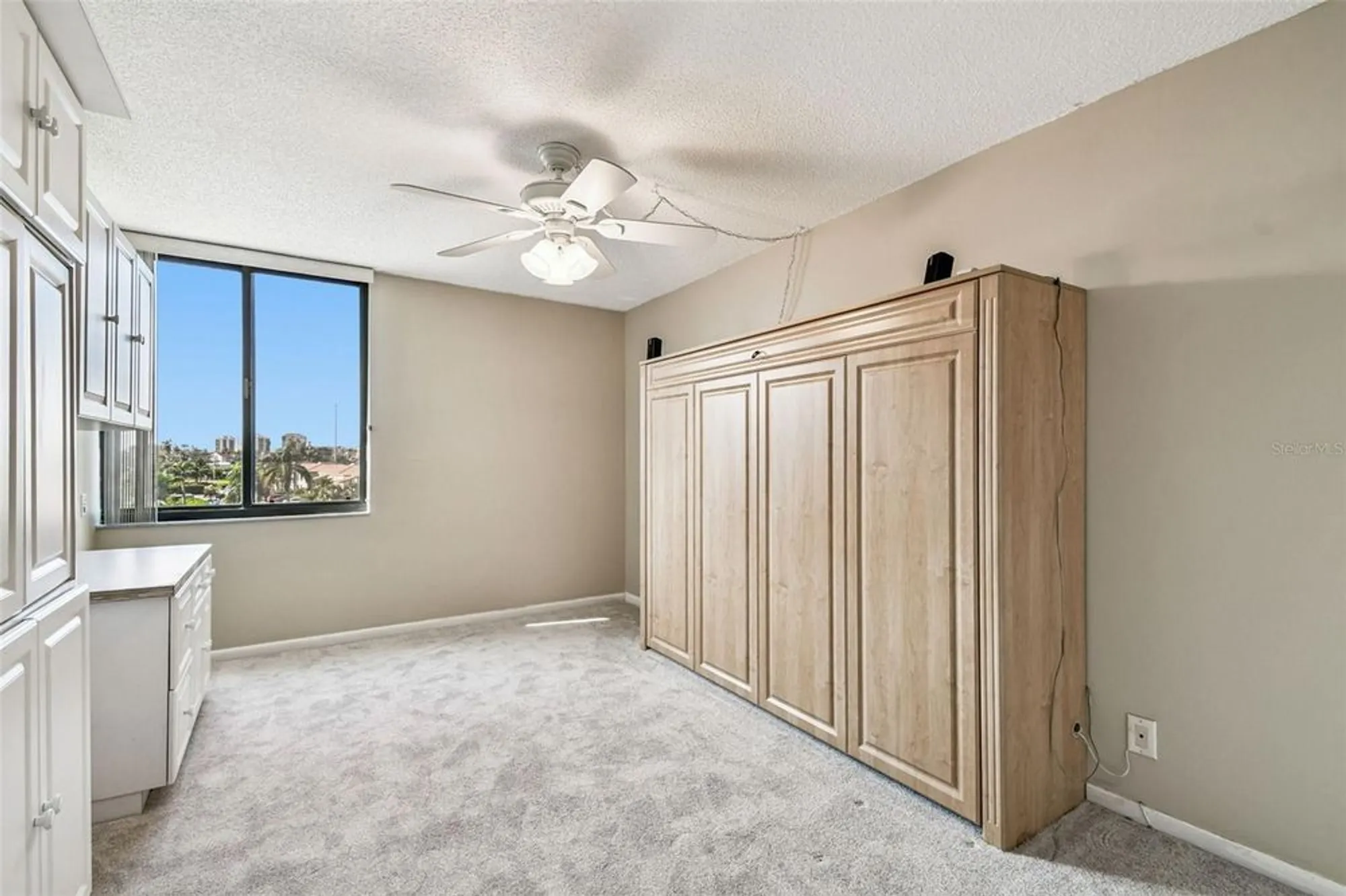 Property Slideshow image 28 of 49 | 6104 palma del mar blvd s apt 402, St Petersburg, FL, 33715