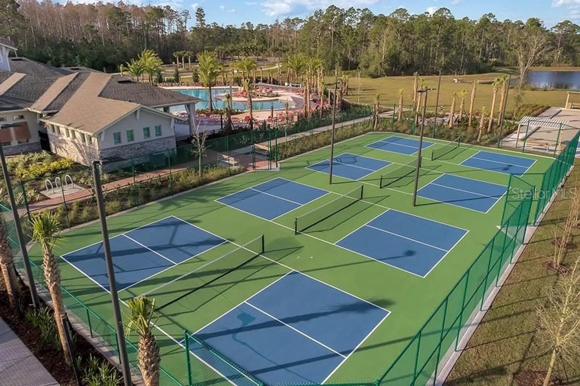 Property Slideshow image 42 of 54 | 17590 blazing star cir, Clermont, FL, 34714