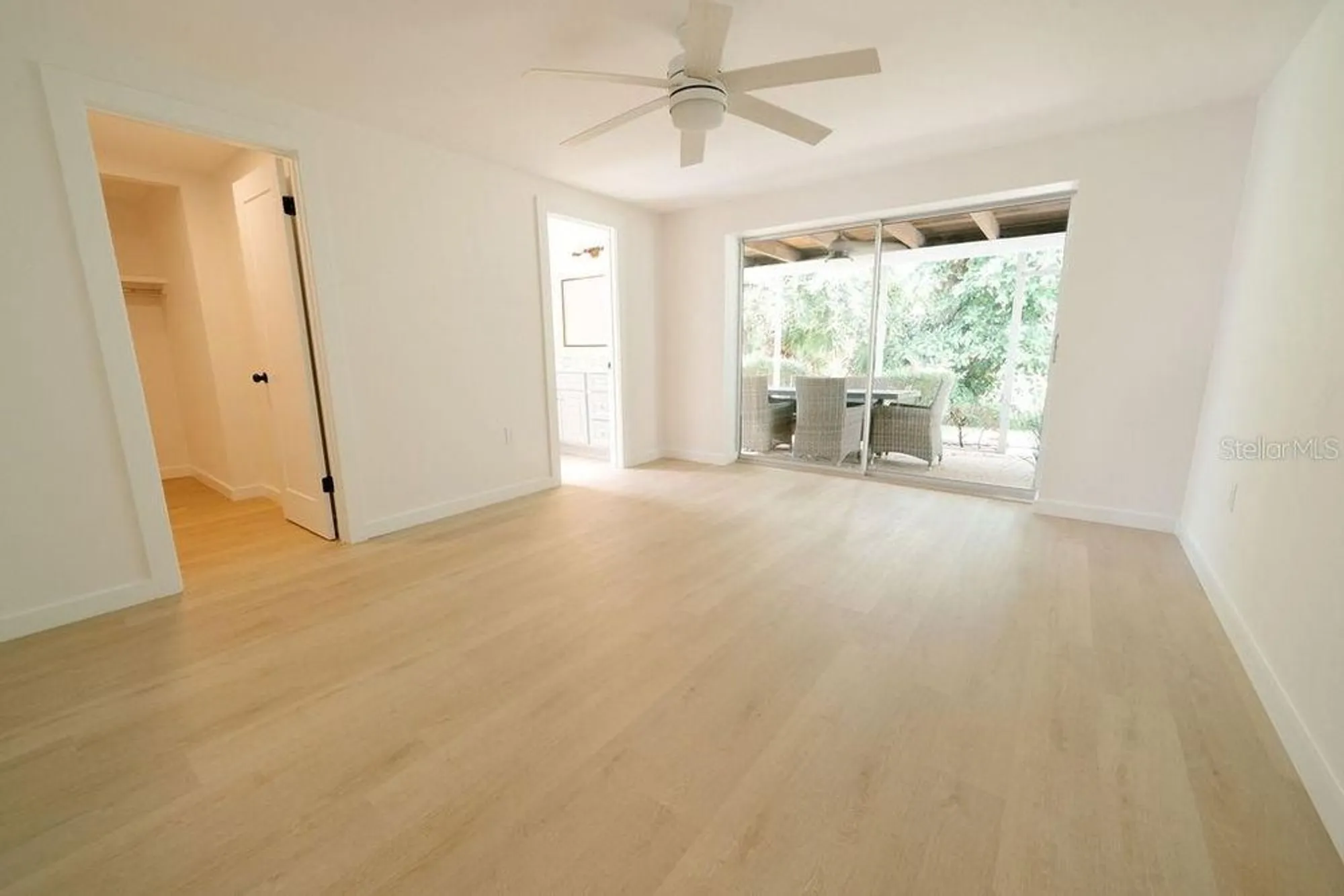 Property Slideshow image 7 of 34 | 669 spanish dr n # 21, Longboat Key, FL, 34228