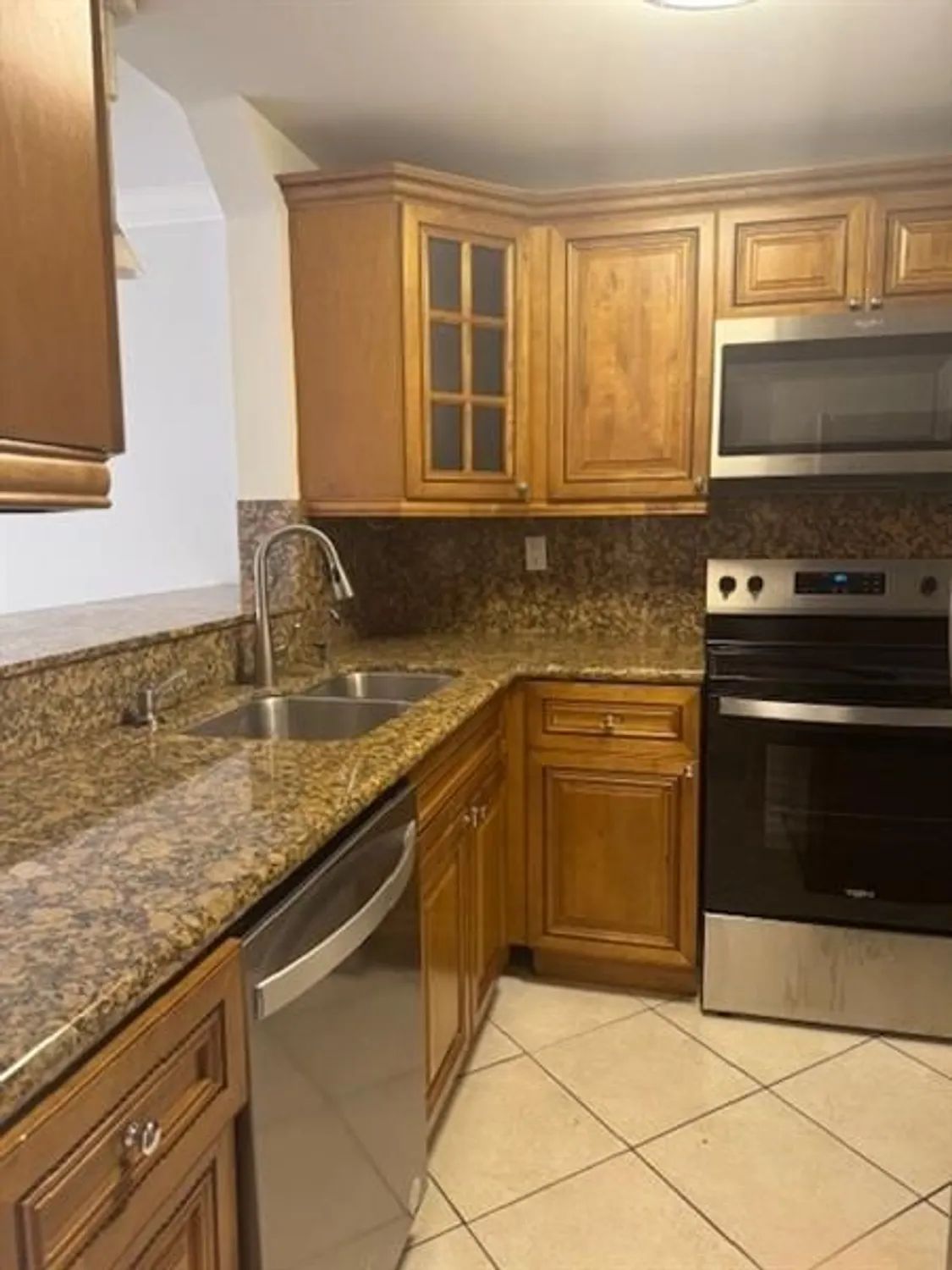 Property Slideshow image 3 of 21 | 9091 lime bay blvd apt 109, Tamarac, FL, 33321