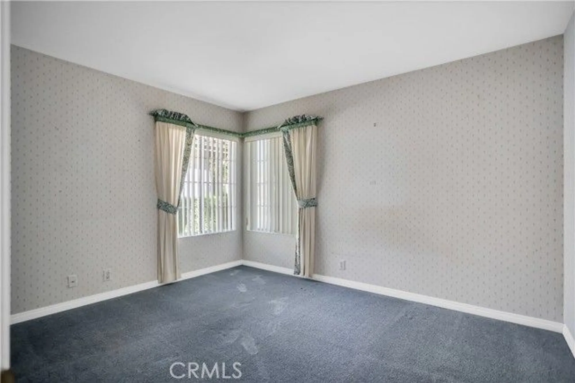 Property Slideshow image 18 of 36 | 917 laguna seca ct, Banning, CA, 92220