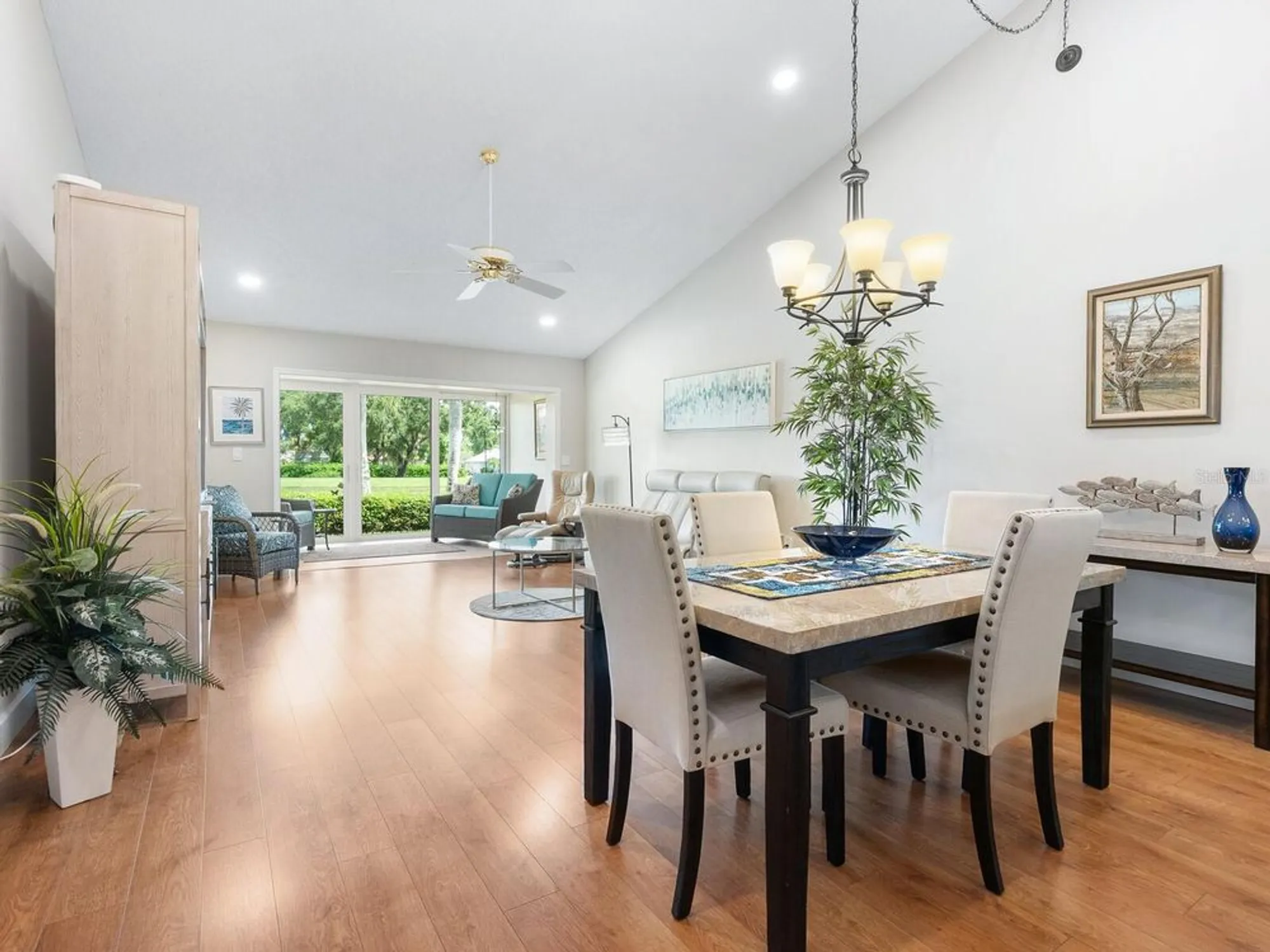 Property Slideshow image 6 of 73 | 6103 clubside dr # 6103, Sarasota, FL, 34243