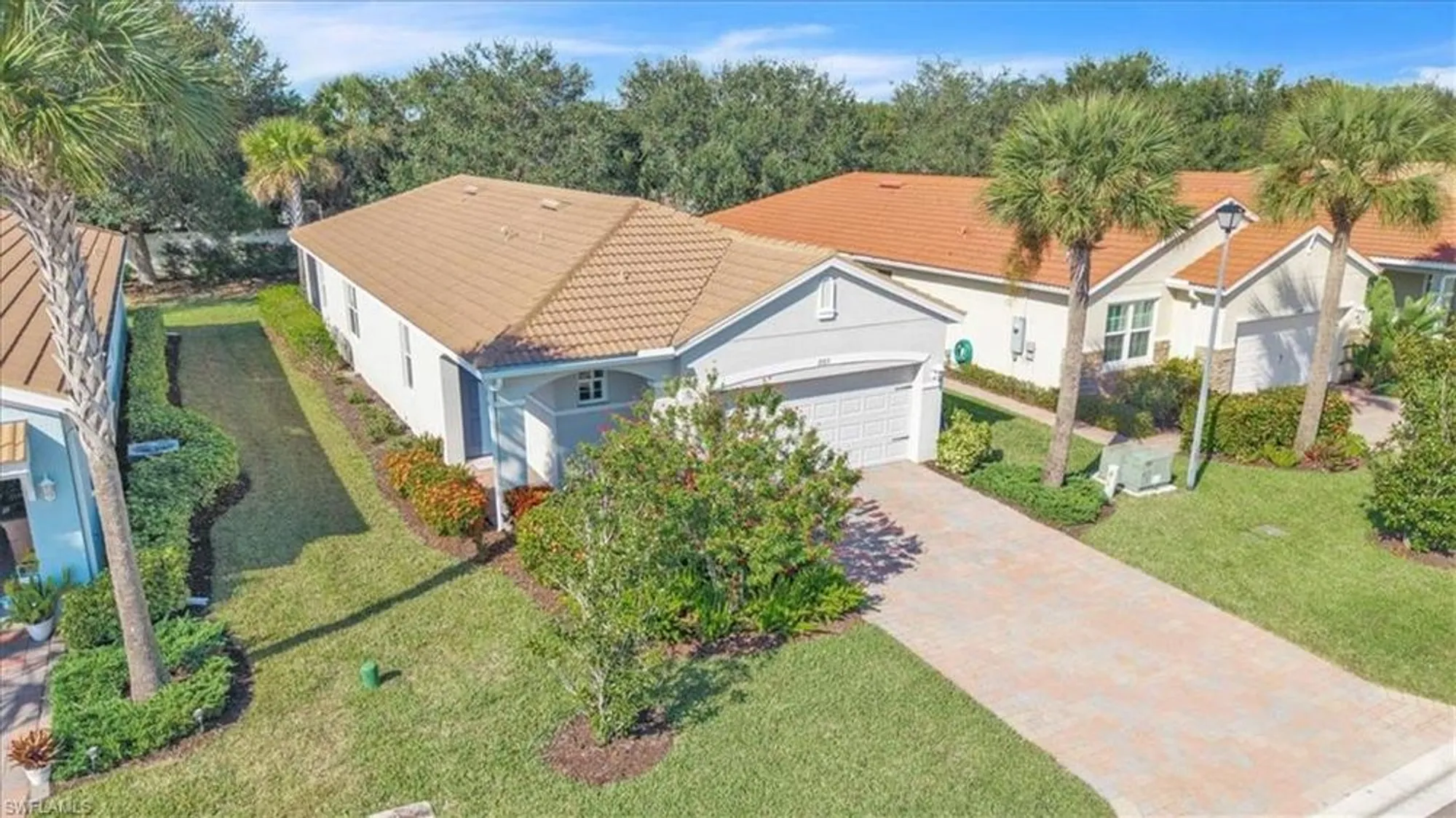 Property Slideshow image 1 of 49 | 2155 summersweet dr, Alva, FL, 33920