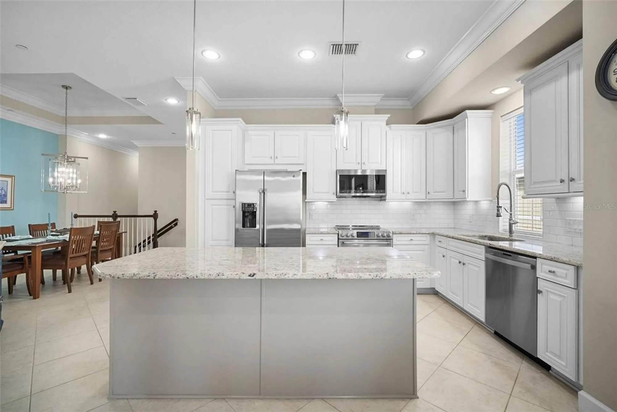 Property Slideshow image 23 of 95 | 315 sapphire lake dr 201, Bradenton, FL, 34209