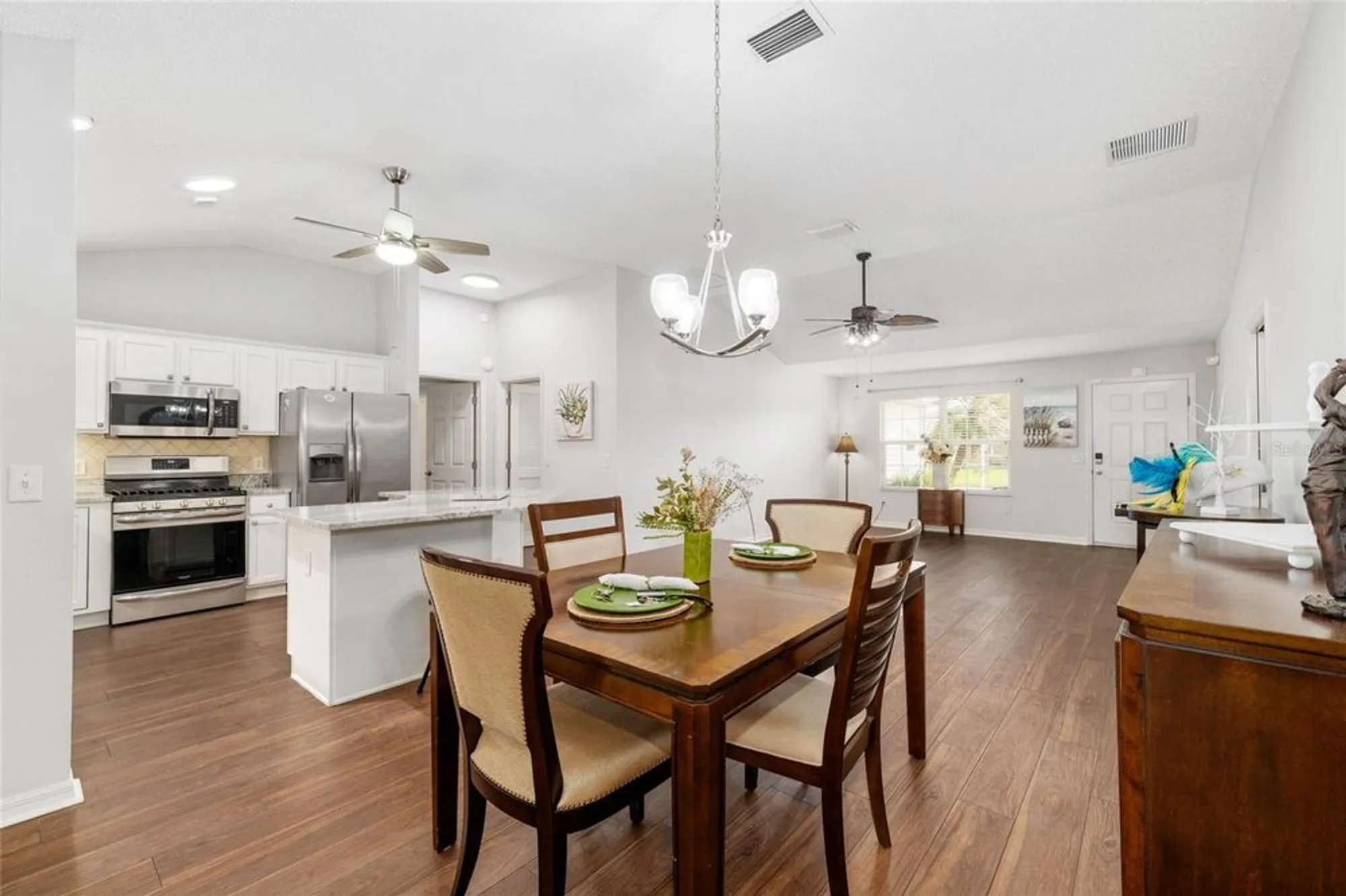 Property Slideshow image 7 of 25 | 17966 se 89th natchez ave, The Villages, FL, 32162