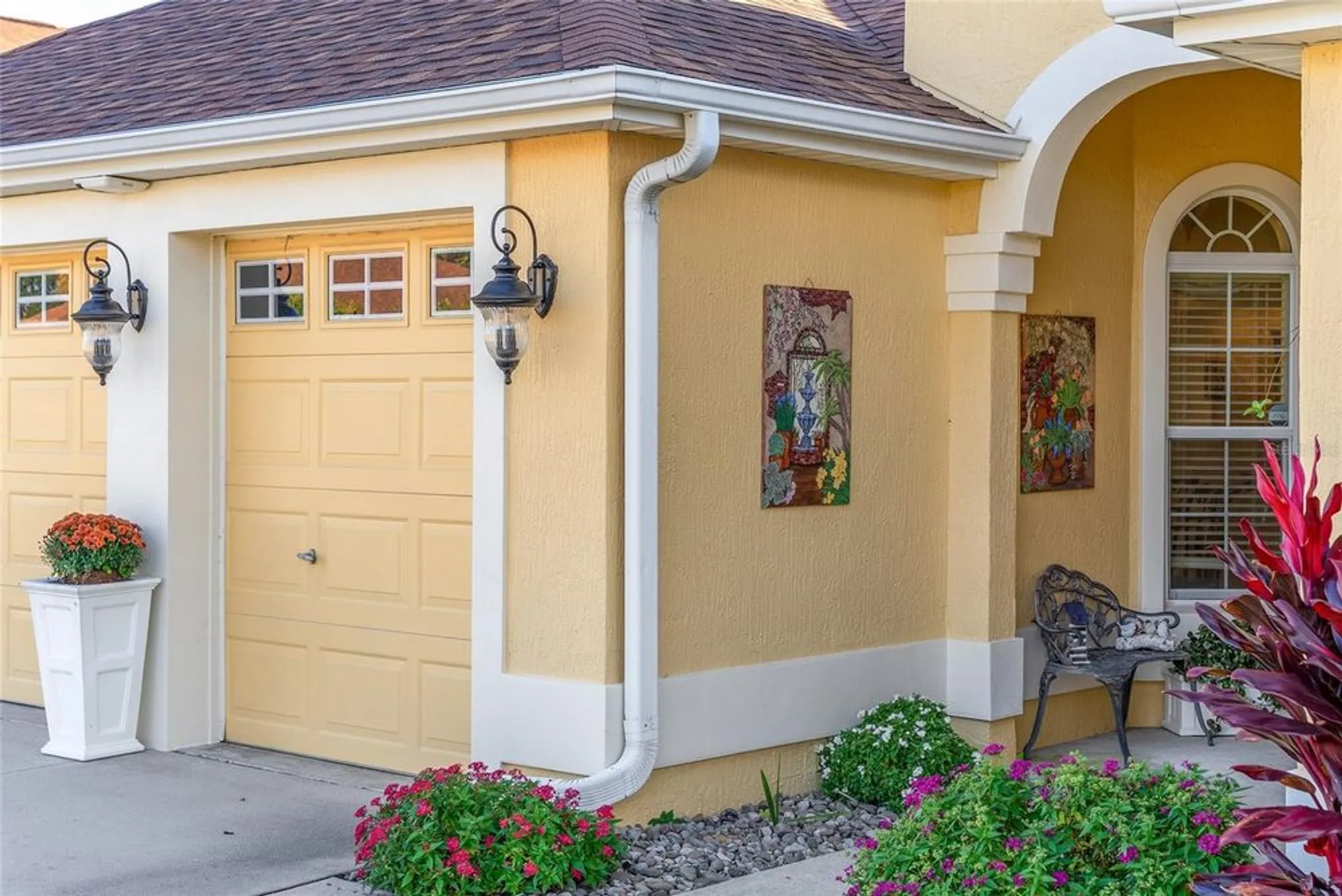 Property Slideshow image 4 of 44 | 2053 beecher path, The Villages, FL, 32162