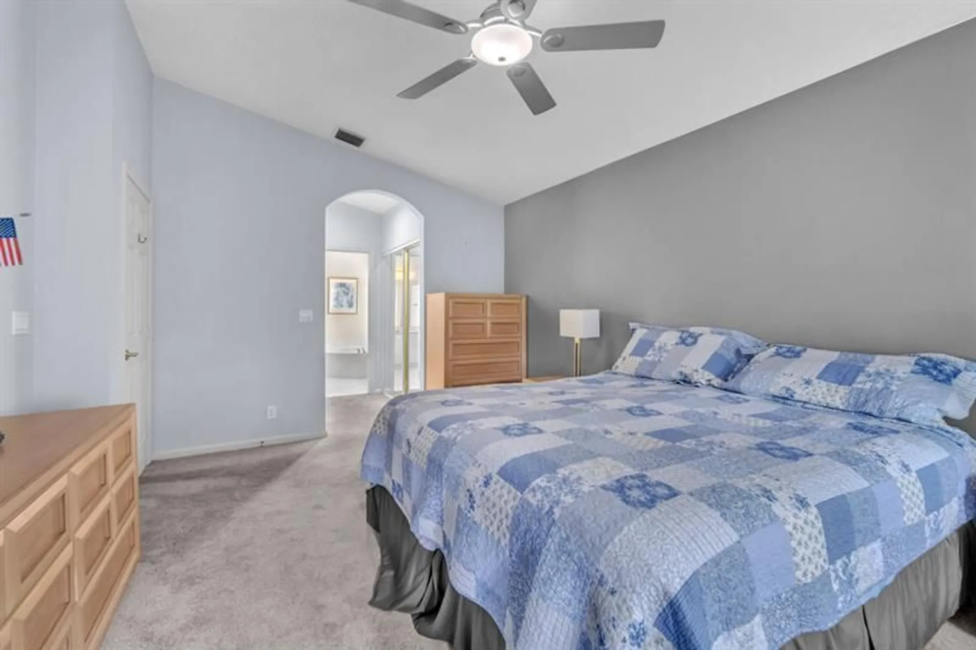 Property Slideshow image 13 of 57 | 5701 swaying palm ln, Boynton Beach, FL, 33437