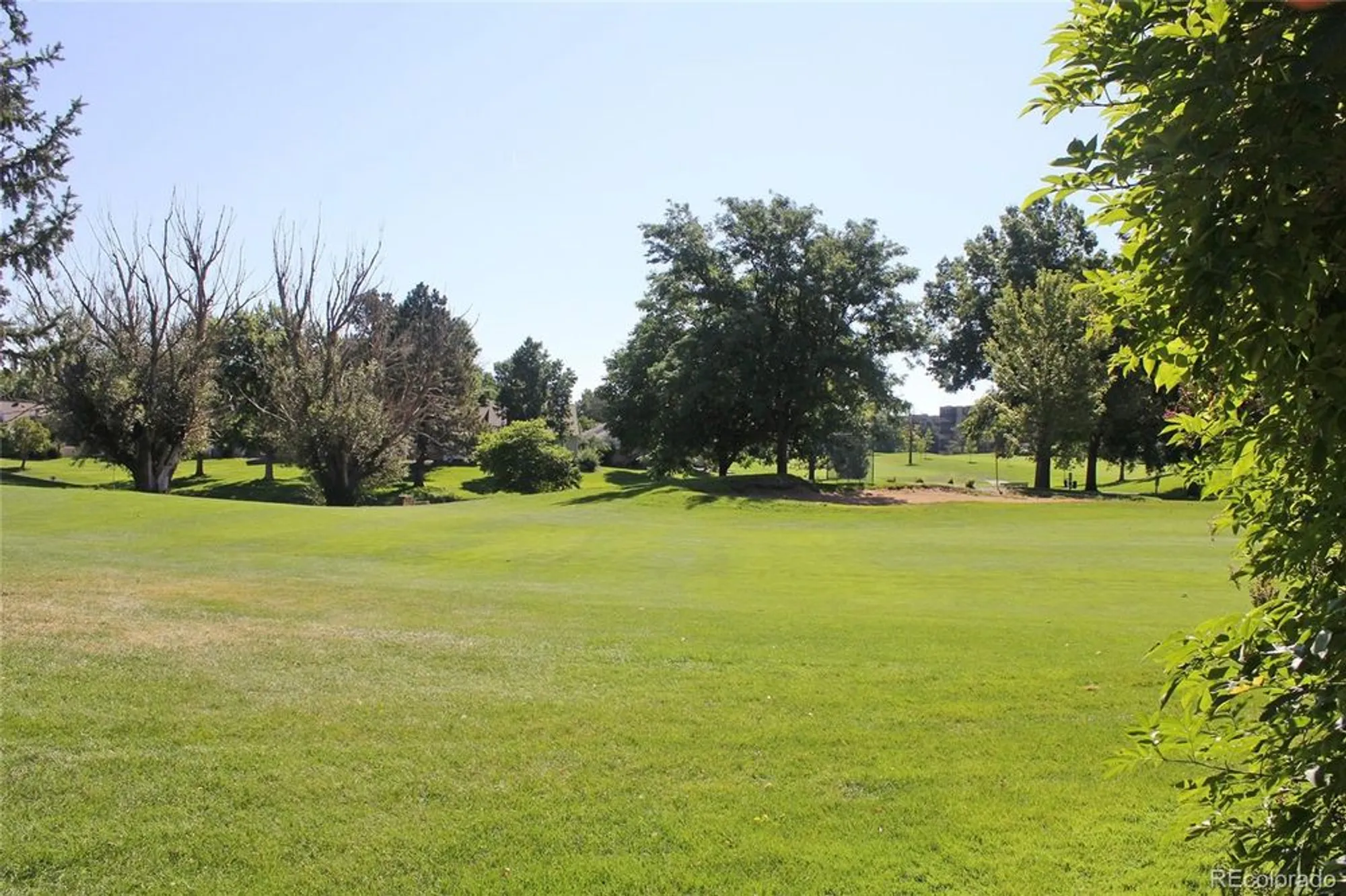 Property Slideshow image 27 of 35 | 2734 s heather gardens way, Aurora, CO, 80014