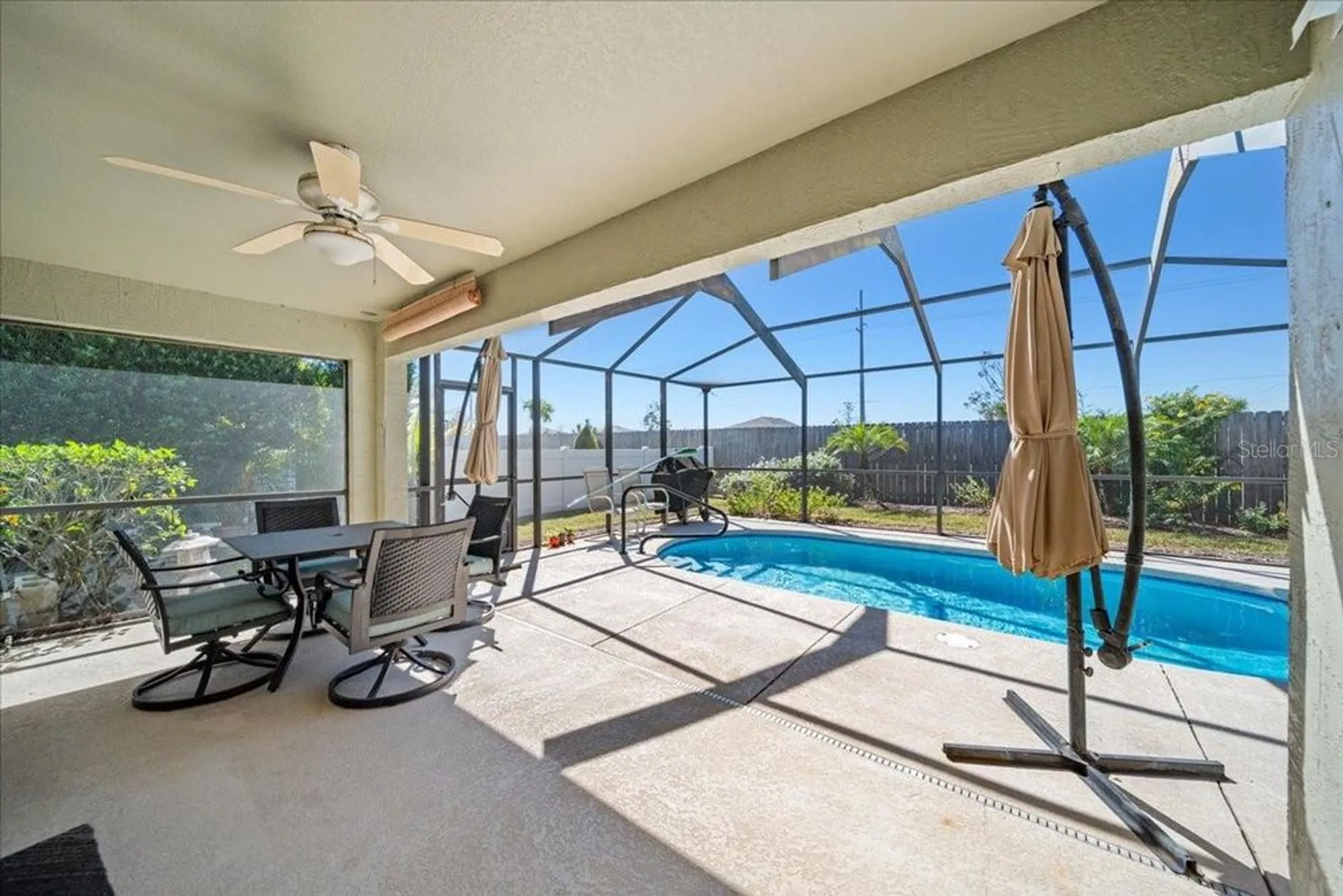Property Slideshow image 2 of 42 | 364 lake suzanne dr, Lake Wales, FL, 33859