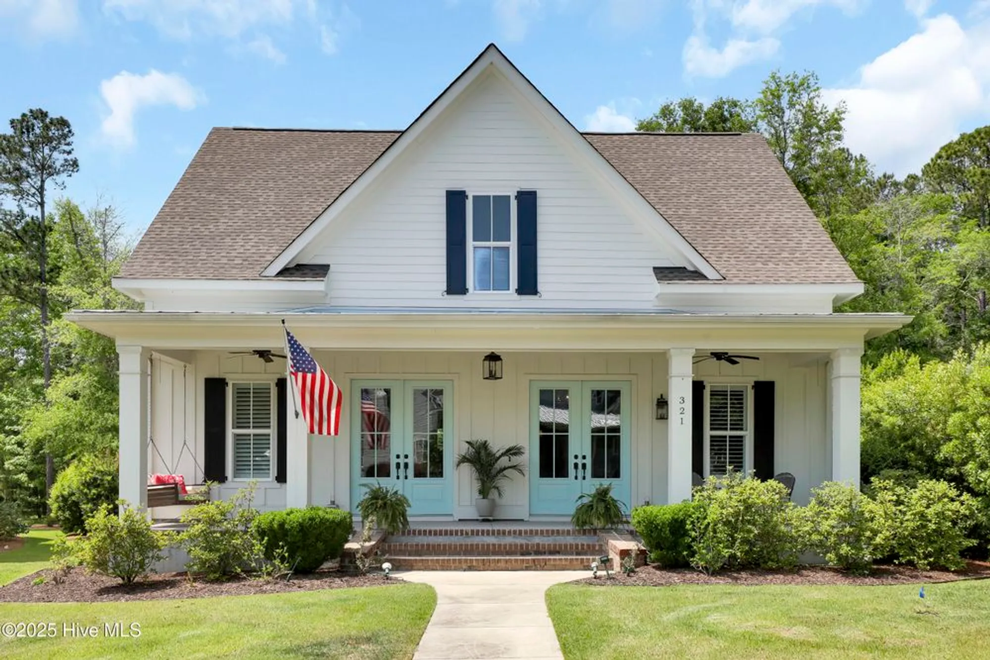 Property Slideshow image 2 of 49 | 321 jenoa dr, Castle Hayne, NC, 28429