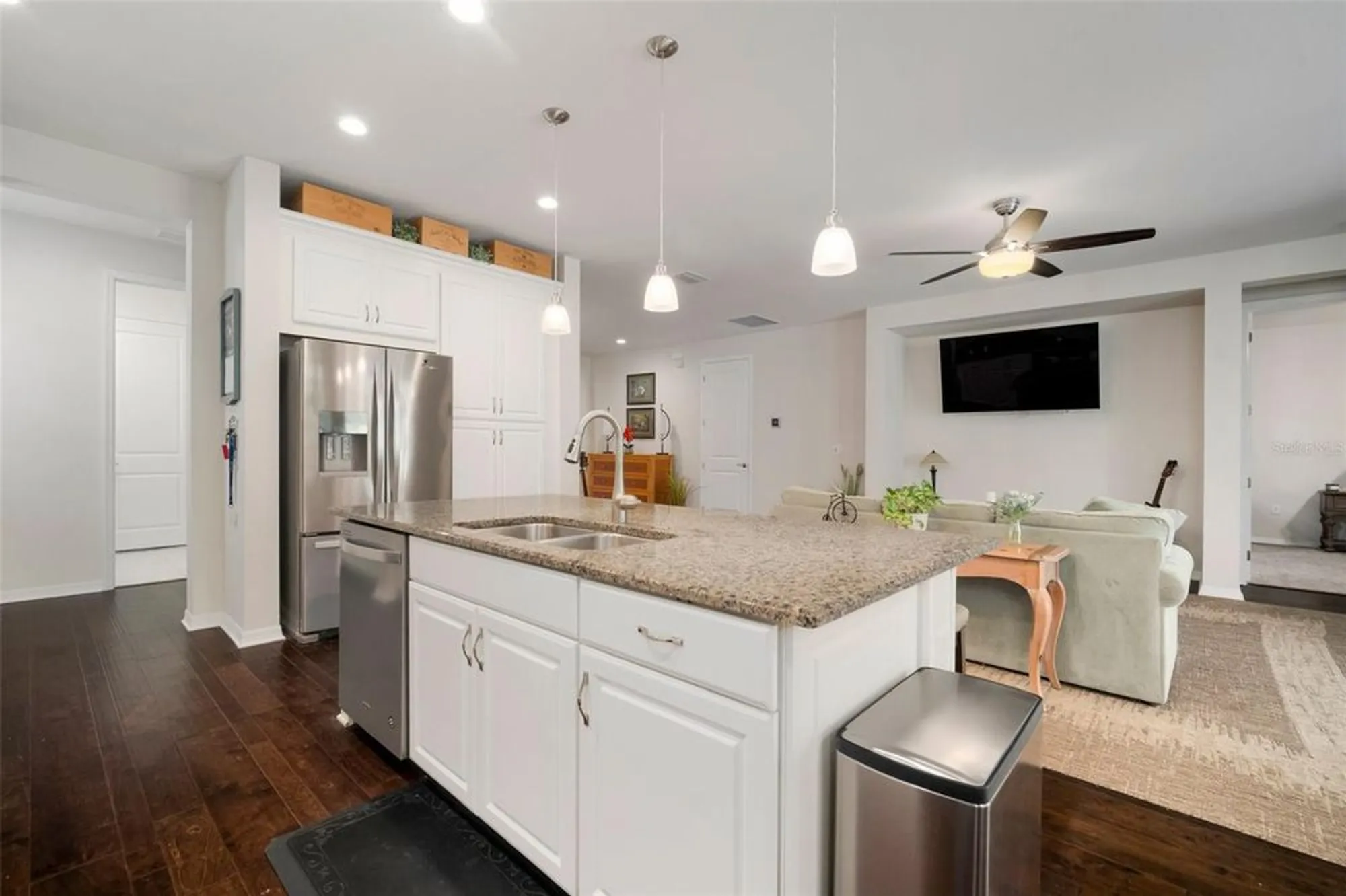 Property Slideshow image 34 of 93 | 5102 coastal scene dr, Apollo Beach, FL, 33572