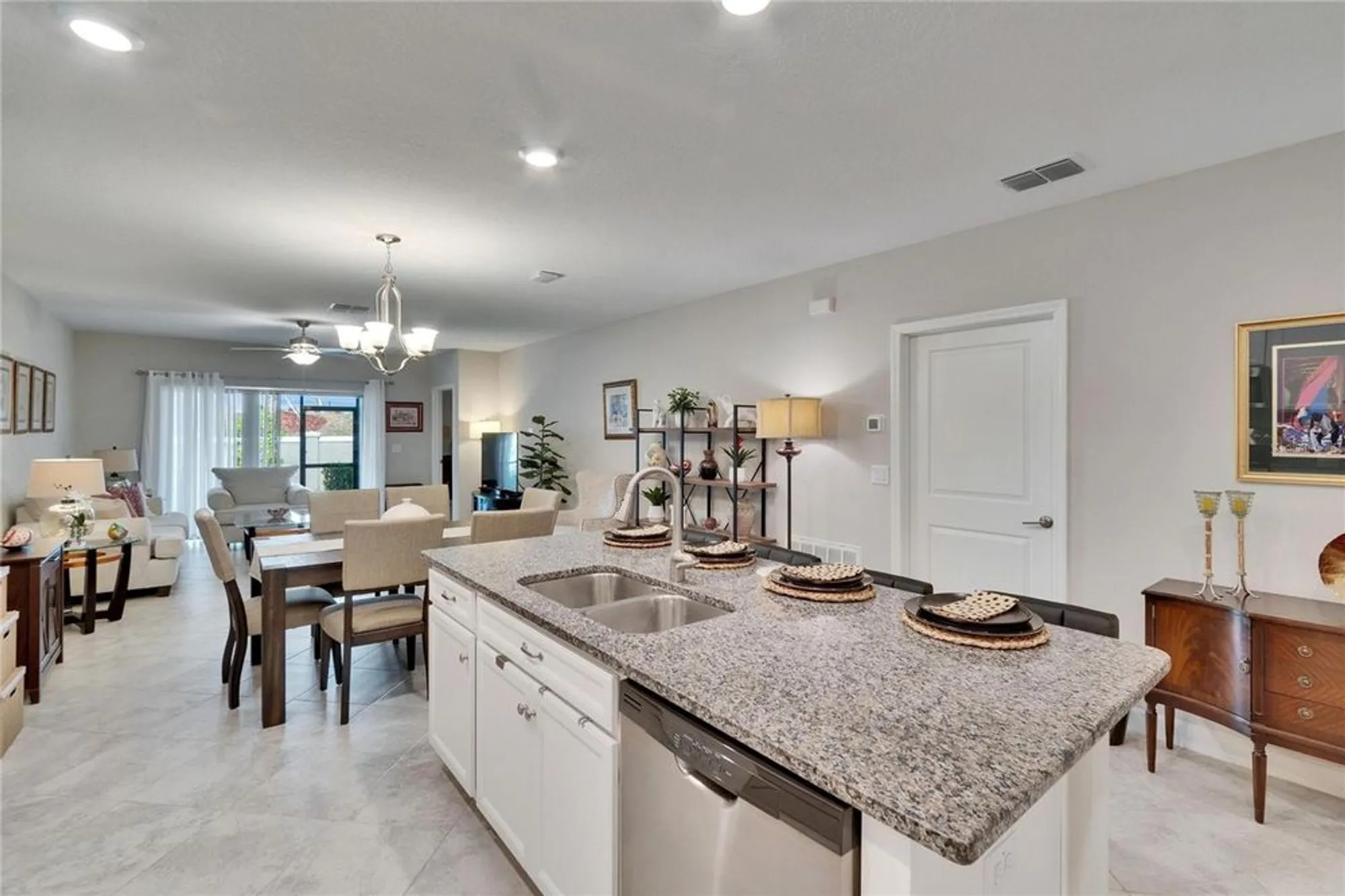 Property Slideshow image 18 of 97 | 16927 april plush dr, Wimauma, FL, 33598