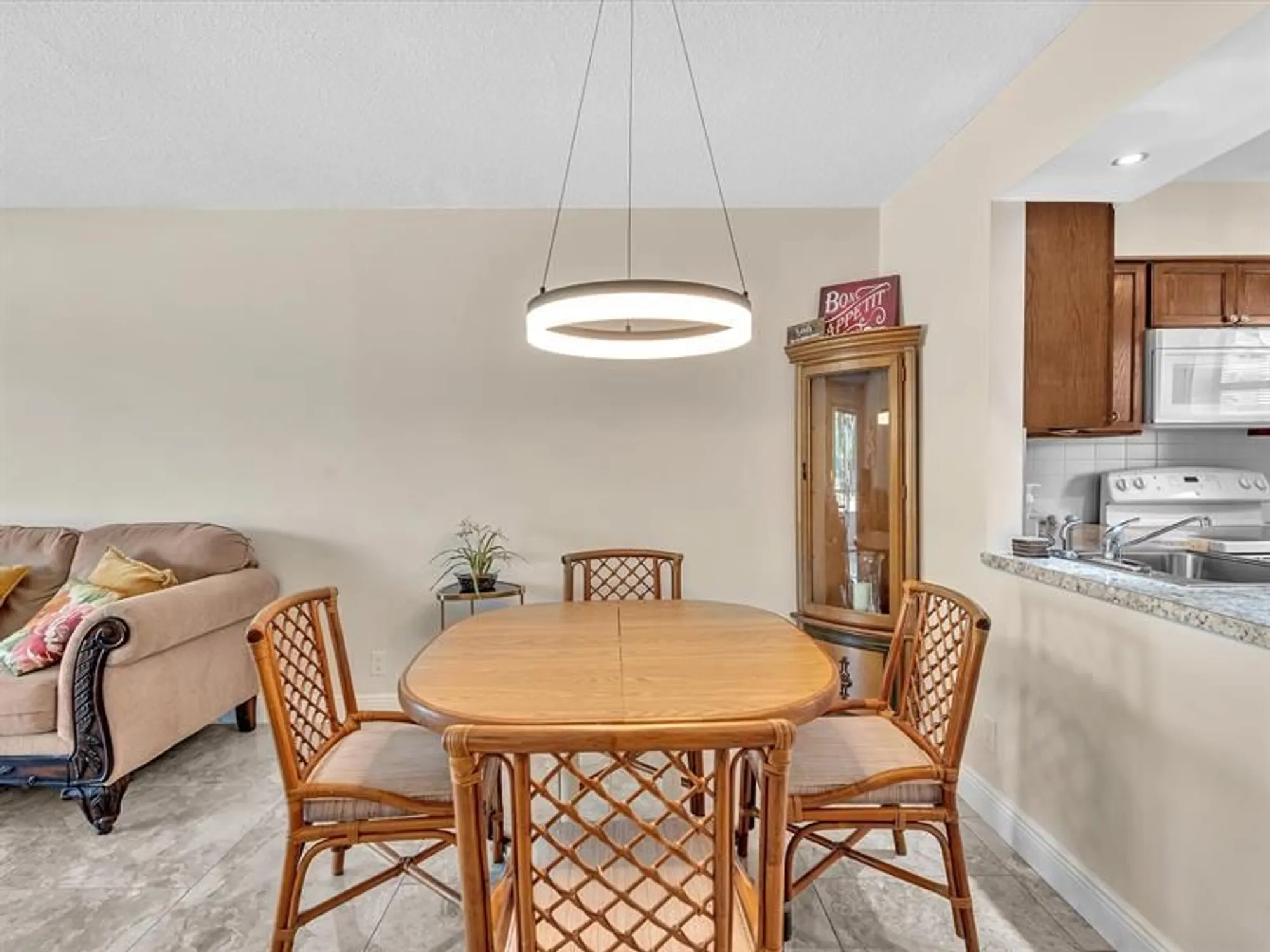 Property Slideshow image 14 of 41 | 2801 nw 47th ter apt 106, Lauderdale Lakes, FL, 33313