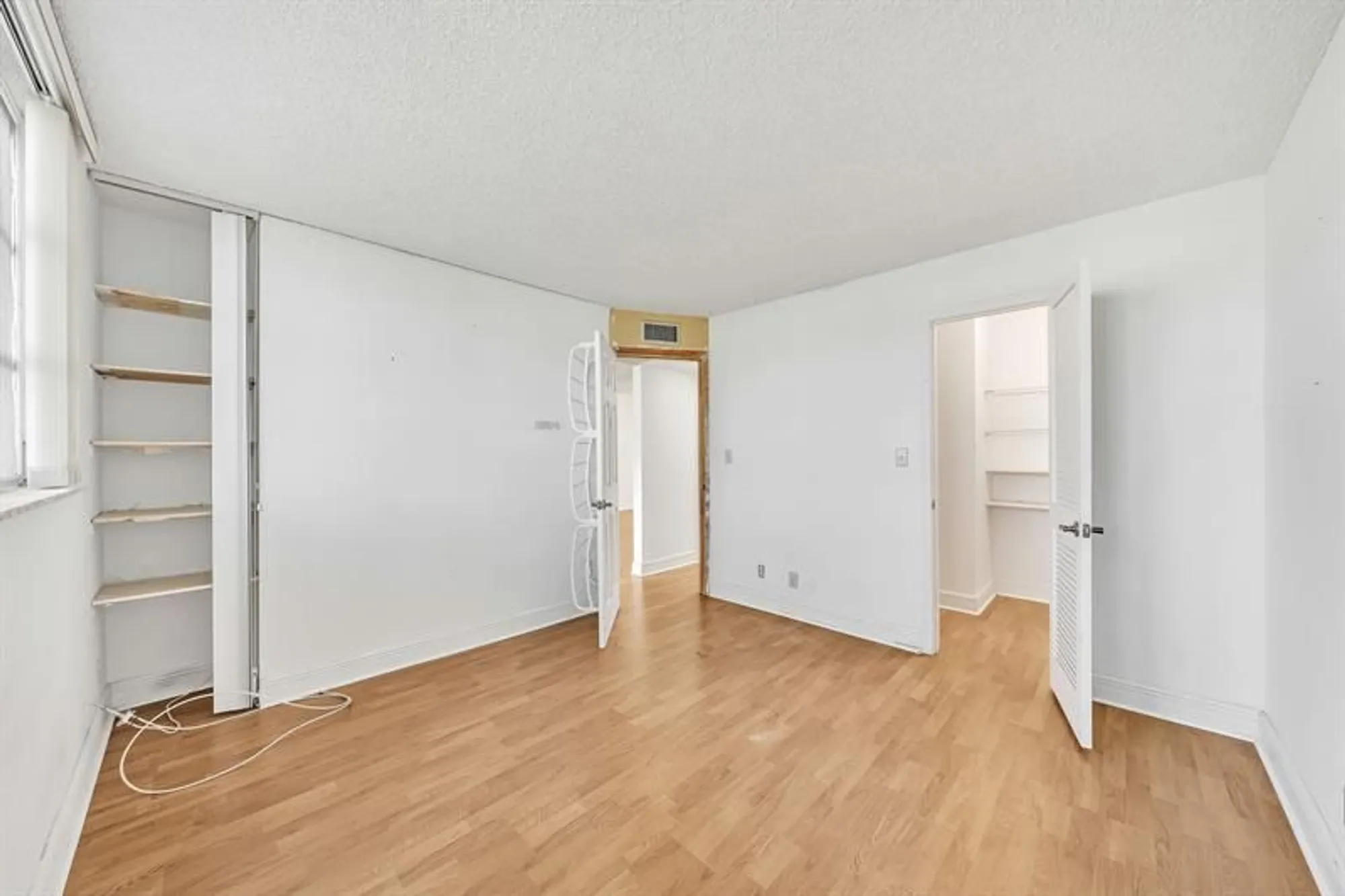 Property Slideshow image 27 of 33 | 8980 s hollybrook blvd 204, Pembroke Pines, FL, 33025