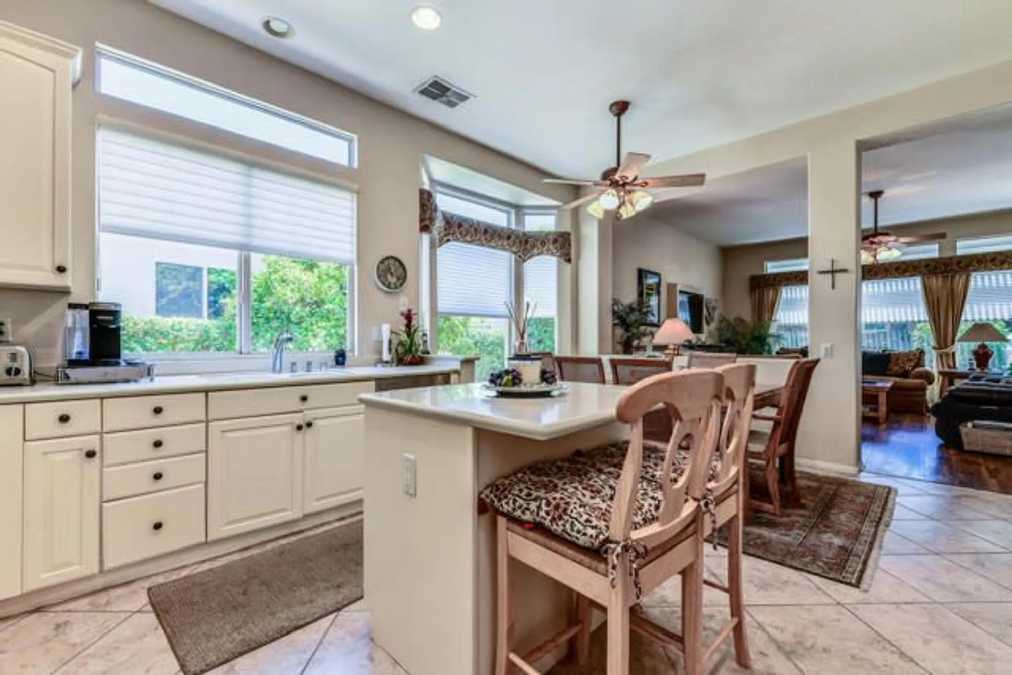 Property Slideshow image 11 of 29 | 43784 royal saint george dr, Indio, CA, 92201