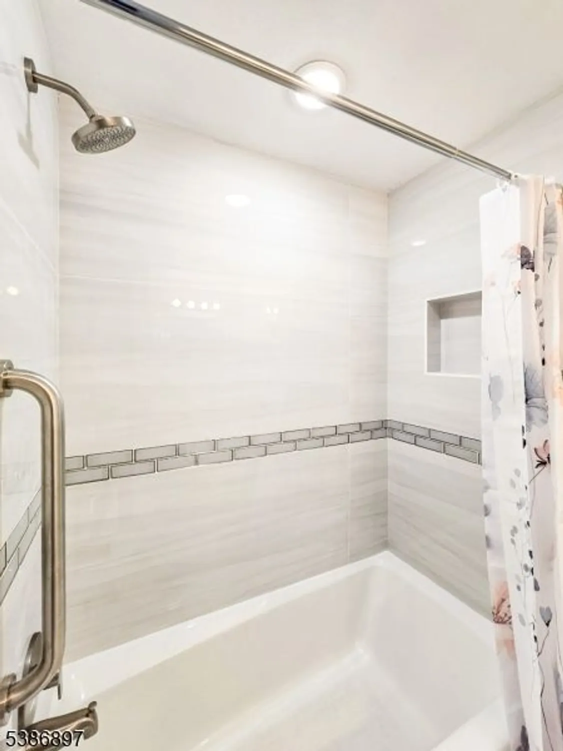 Property Slideshow image 19 of 35 | 374 new bedford ln, Monroe Twp., NJ, 08831