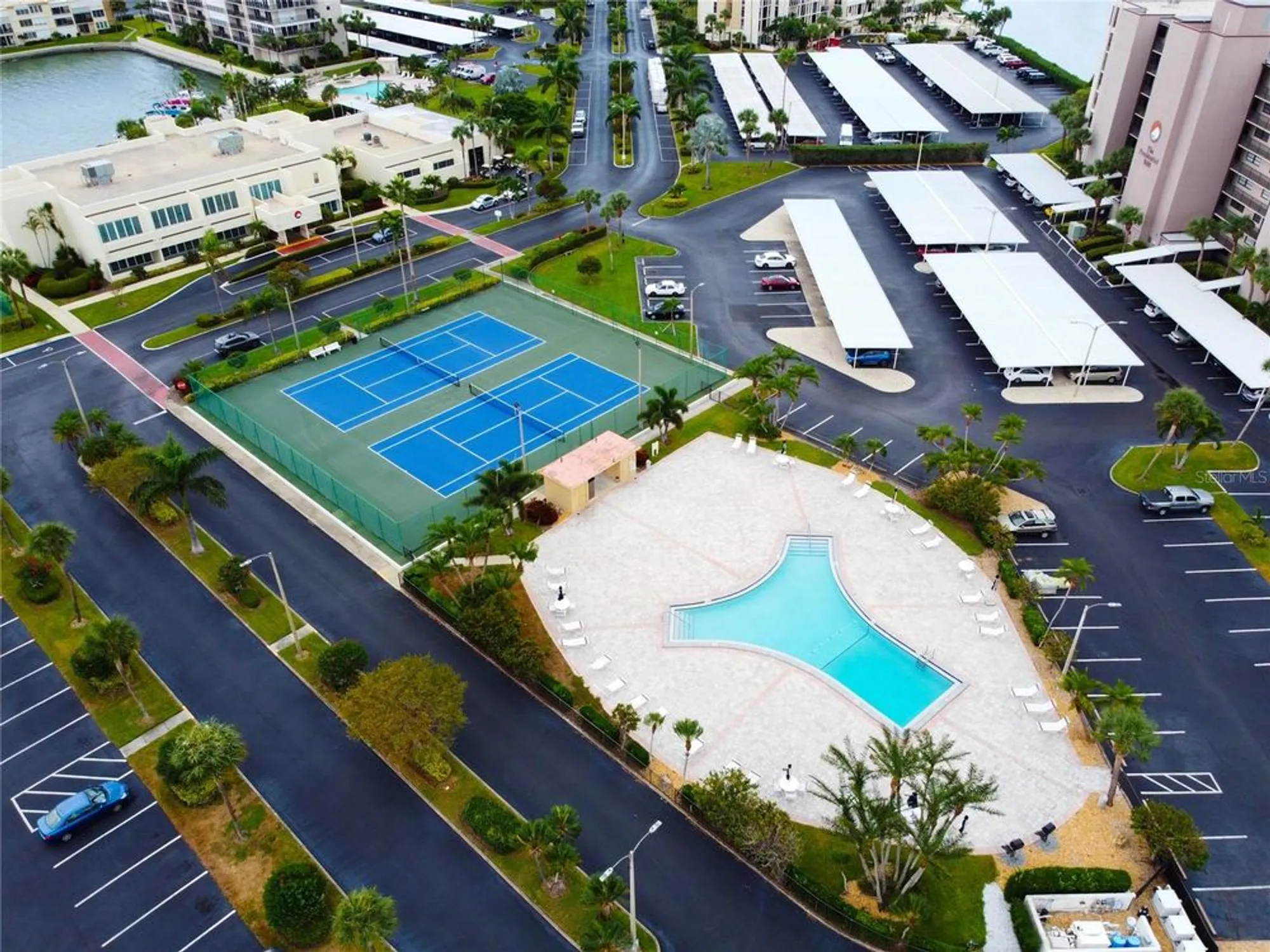 Property Slideshow image 30 of 41 | 7540 bay island dr 251, South Pasadena, FL, 33707