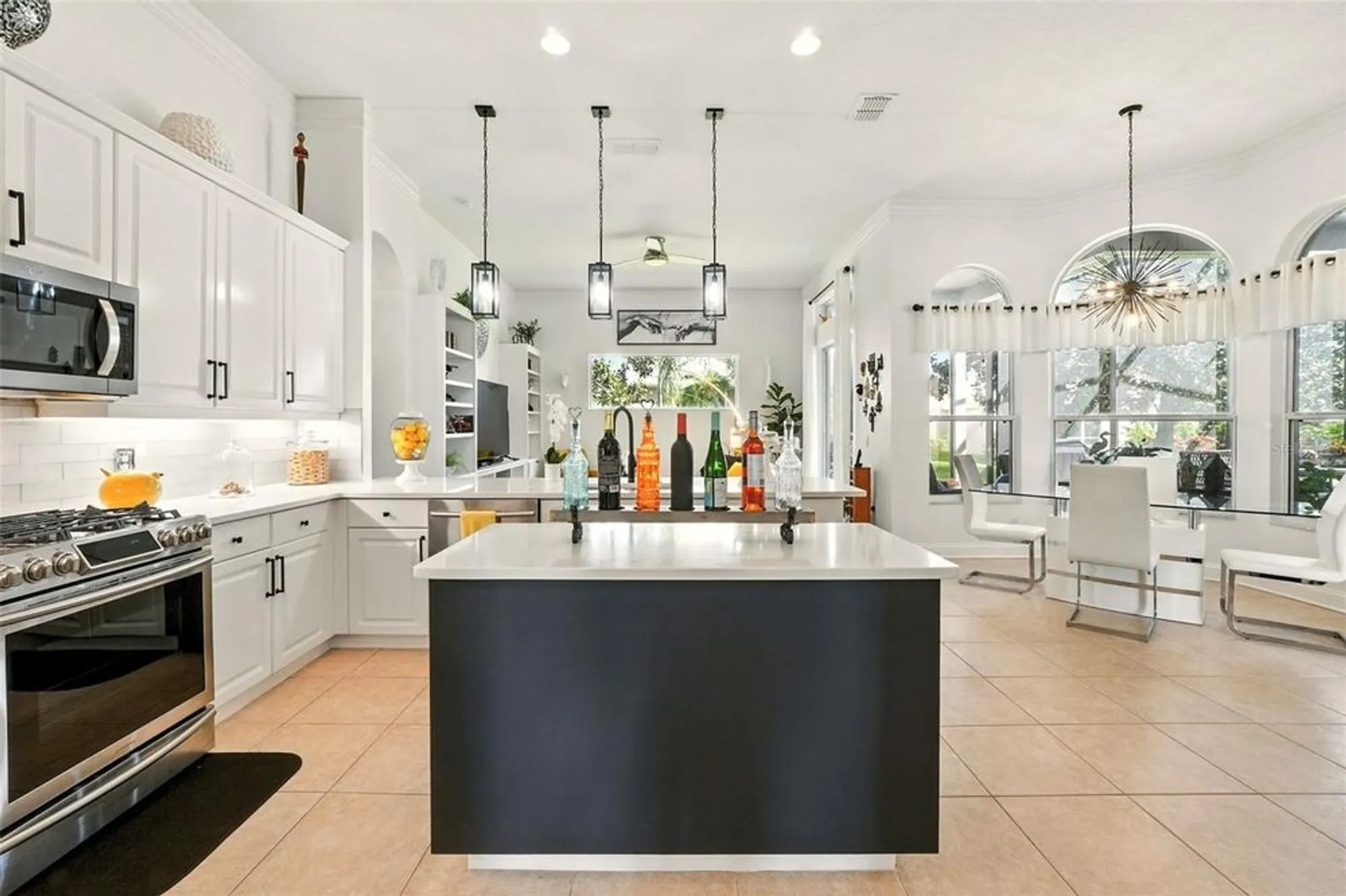 Property Slideshow image 4 of 60 | 2822 falcon rdg, Clermont, FL, 34711