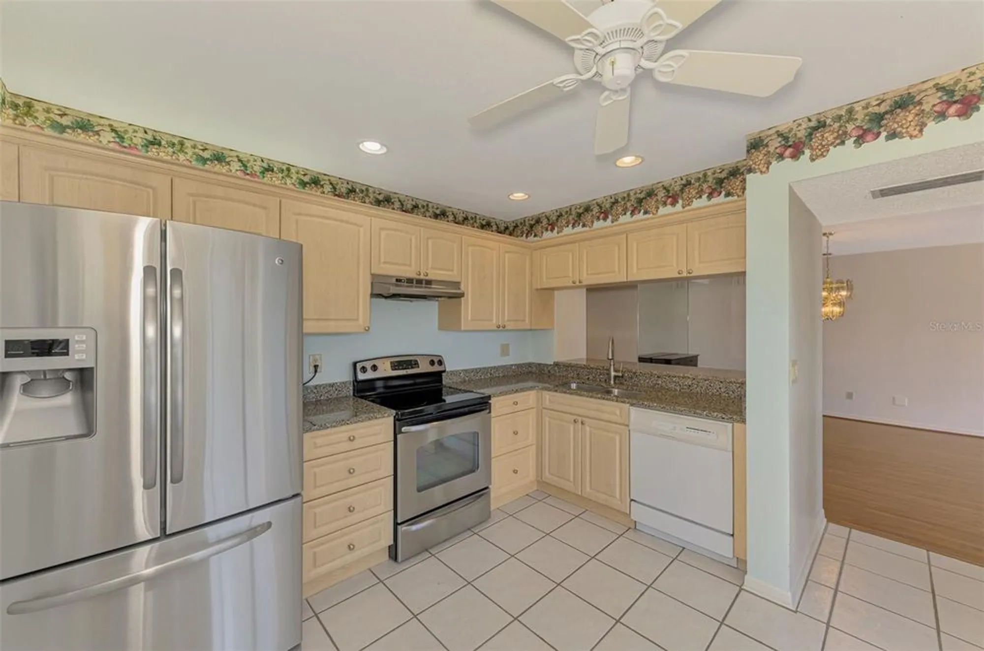 Property Slideshow image 14 of 58 | 420 wexford cir # 124, Venice, FL, 34293
