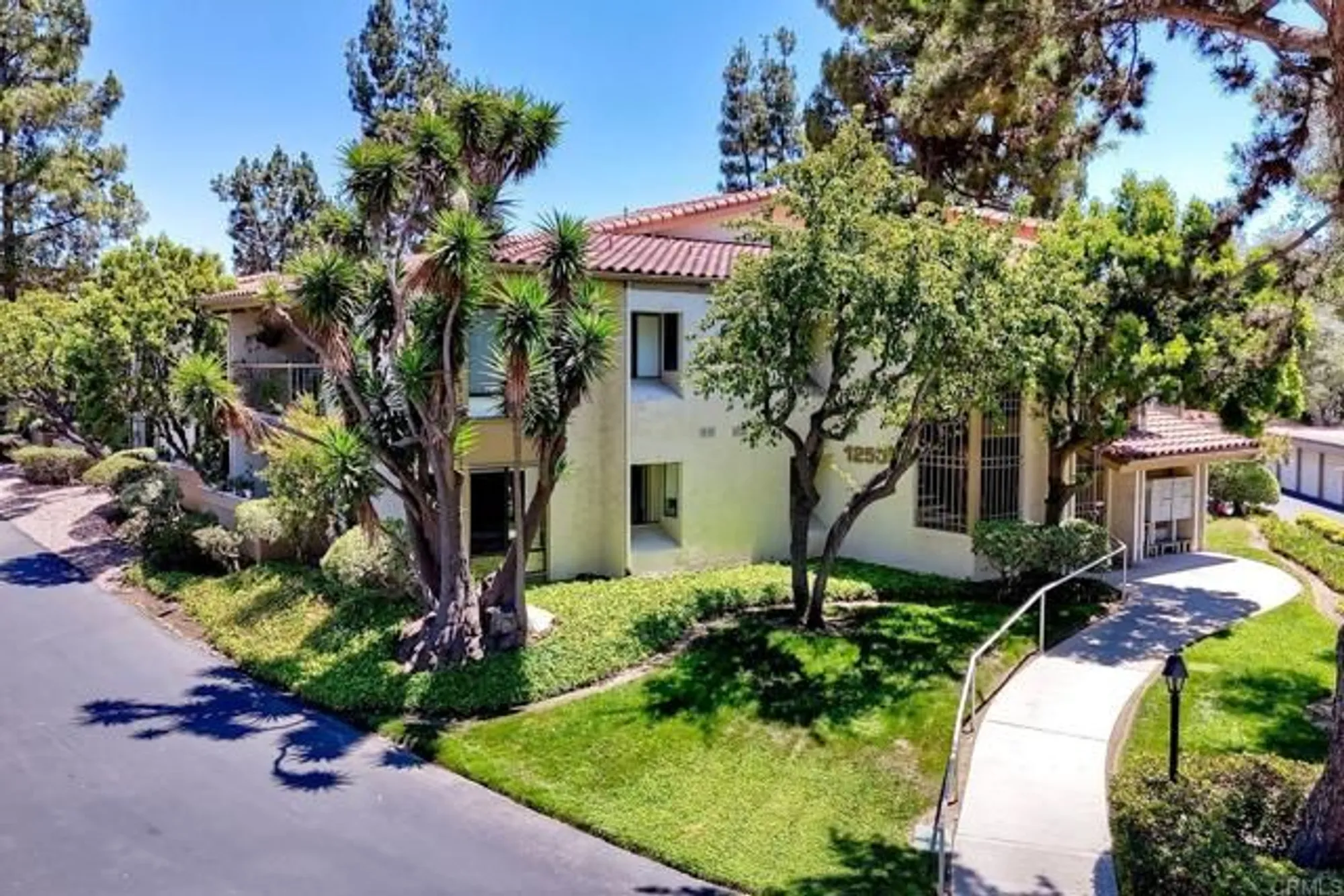 Property Slideshow image 22 of 31 | 12505 oaks north dr 141, San Diego, CA, 92128