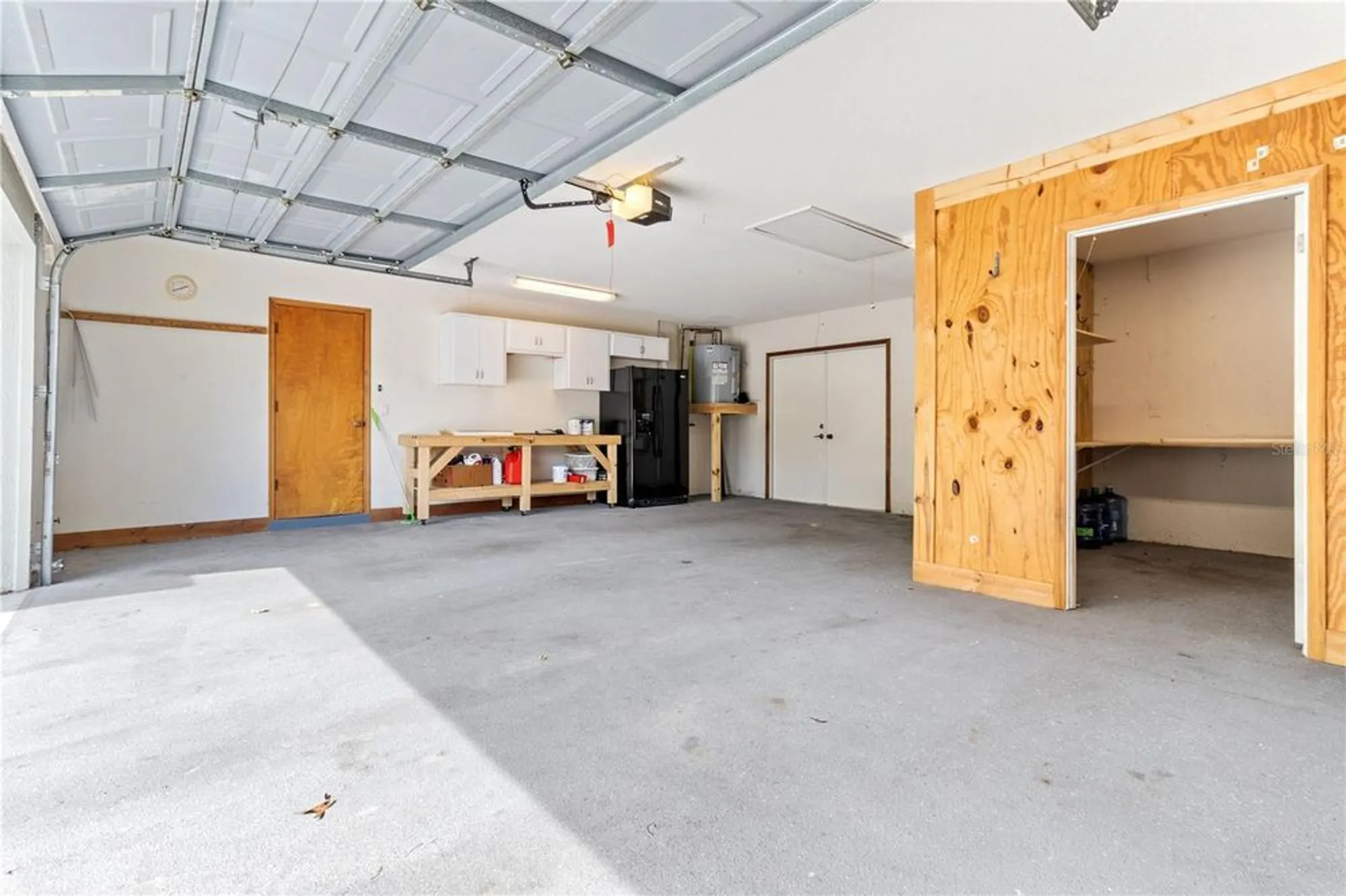 Property Slideshow image 29 of 57 | 9400 merriweather dr, Weeki Wachee, FL, 34613