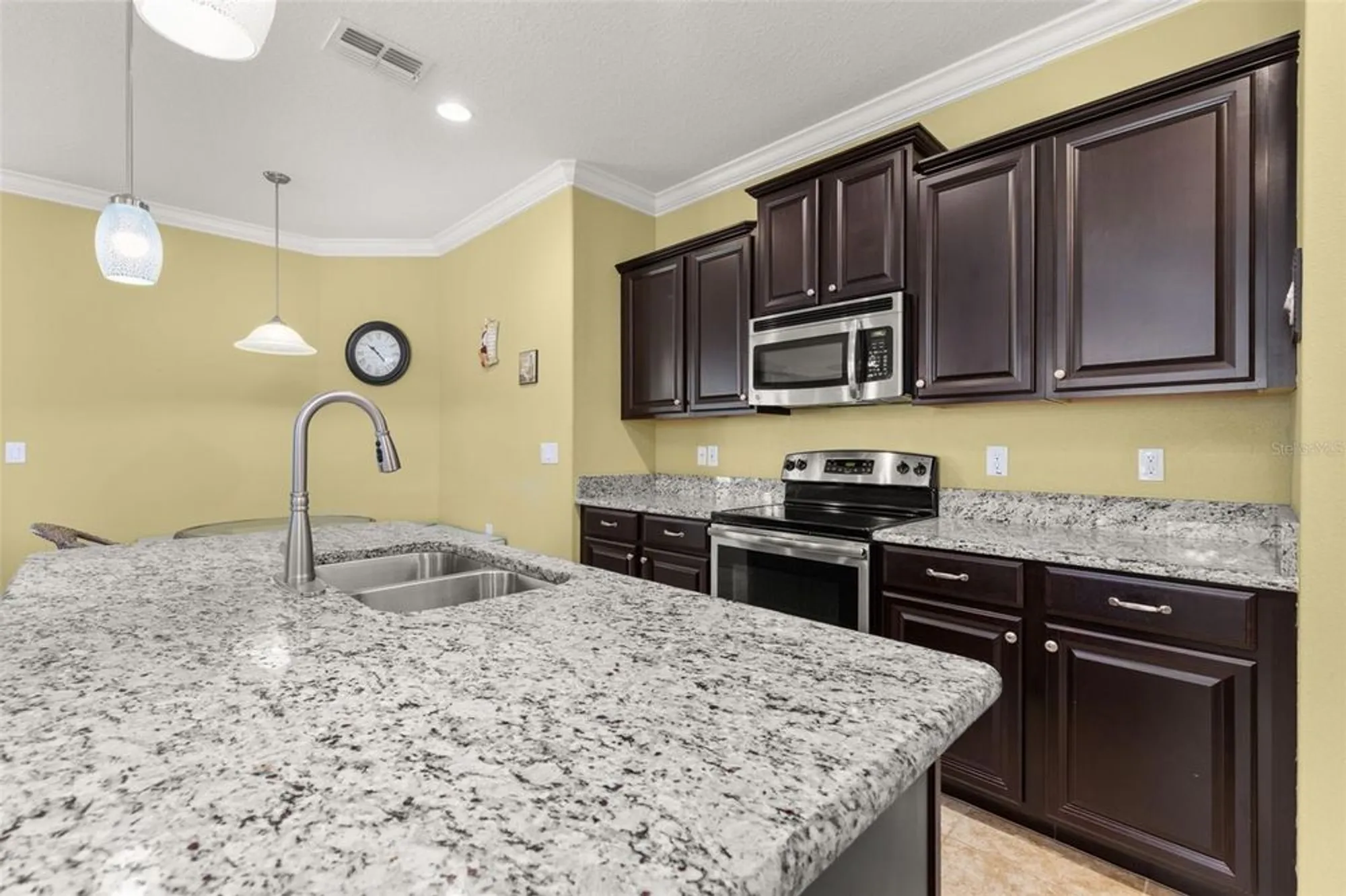 Property Slideshow image 14 of 69 | 3606 solana cir, Clermont, FL, 34711
