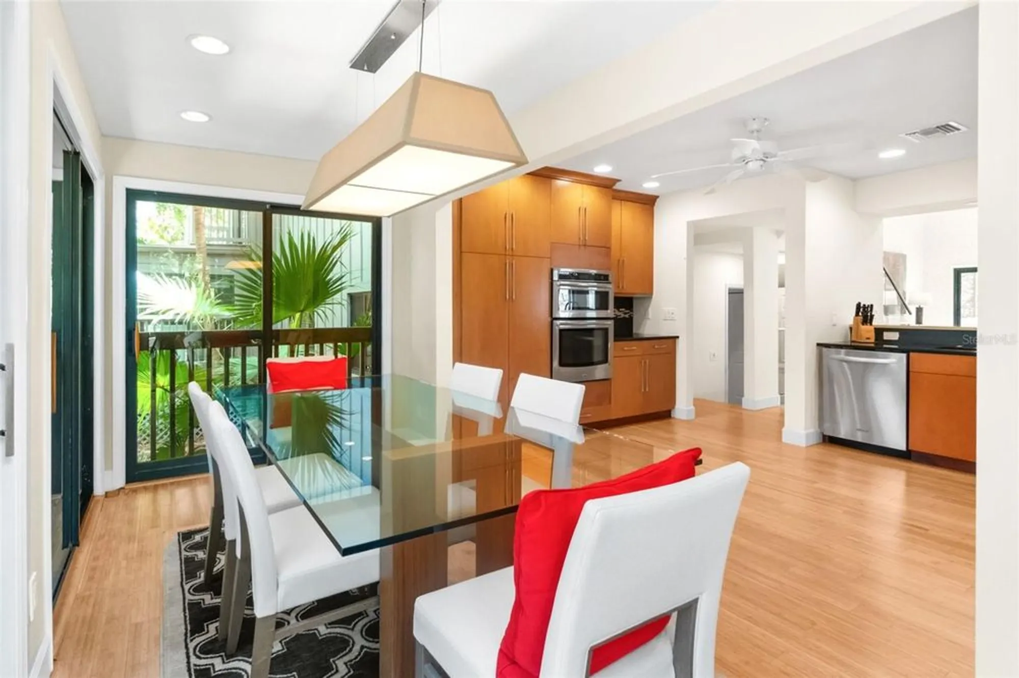 Property Slideshow image 19 of 69 | 1347 landings dr 6, Sarasota, FL, 34231