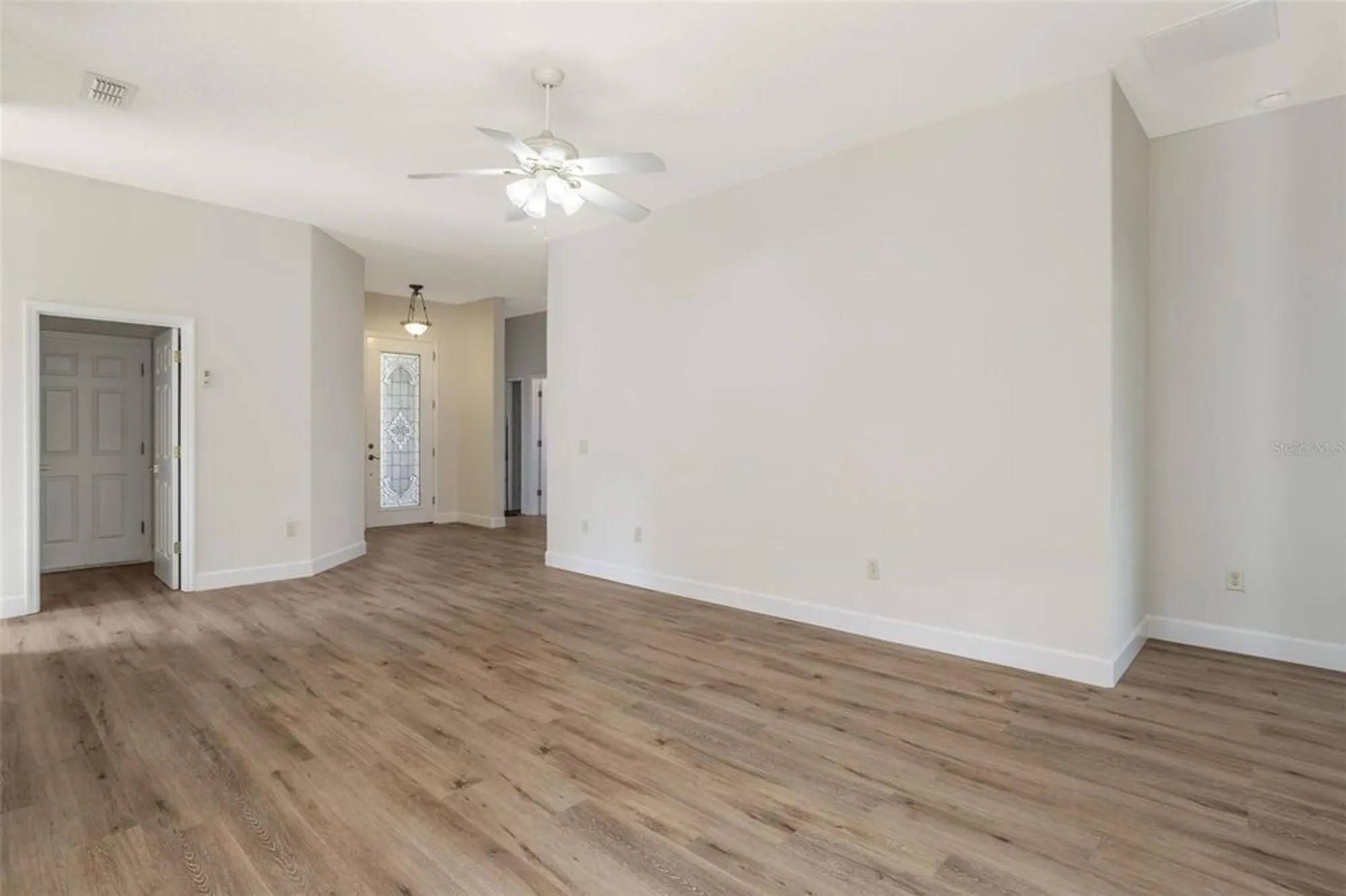 Property Slideshow image 22 of 50 | 103 crescent moon dr, Groveland, FL, 34736