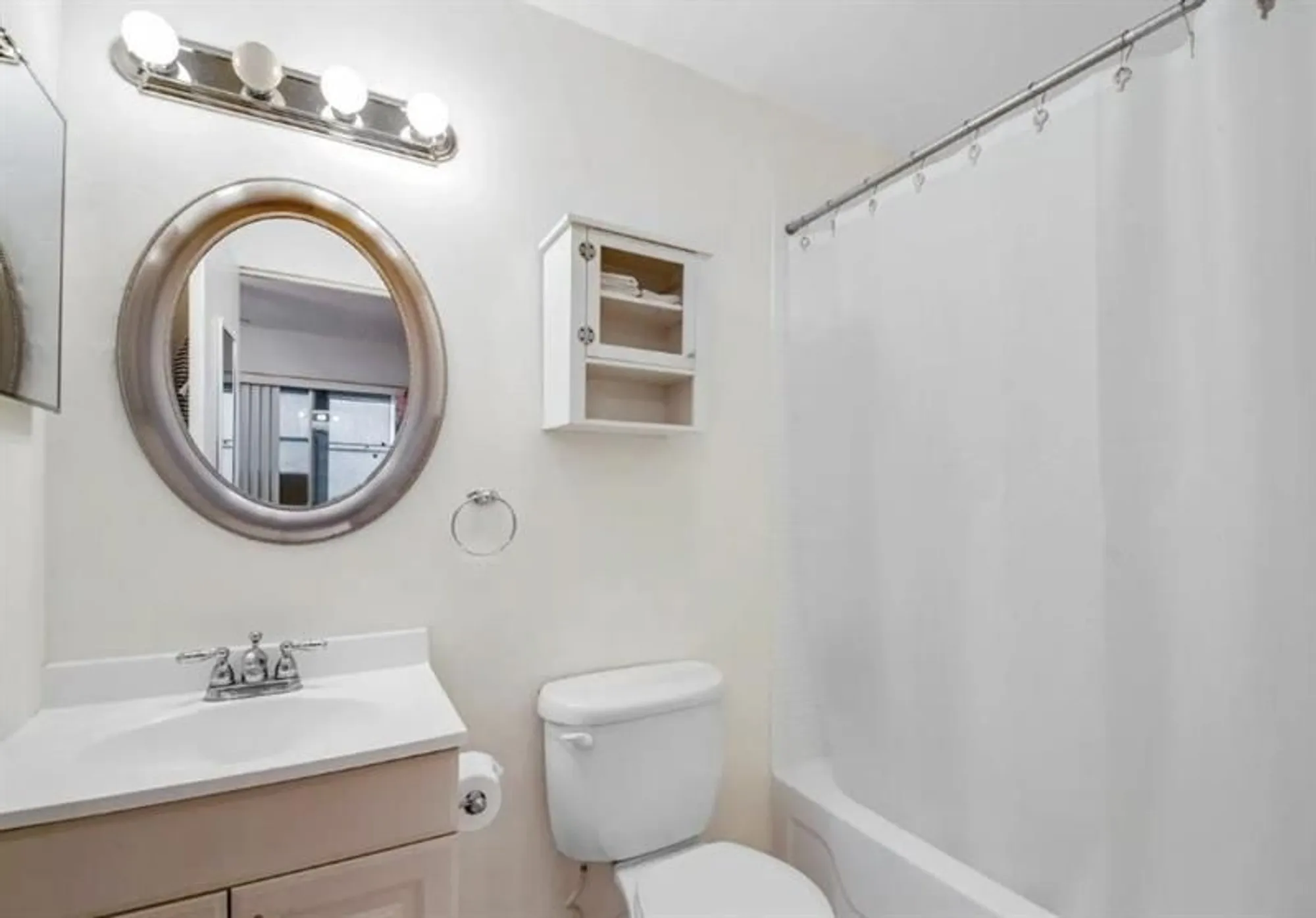 Property Slideshow image 4 of 12 | 223 flanders e unit e, Delray Beach, FL, 33484