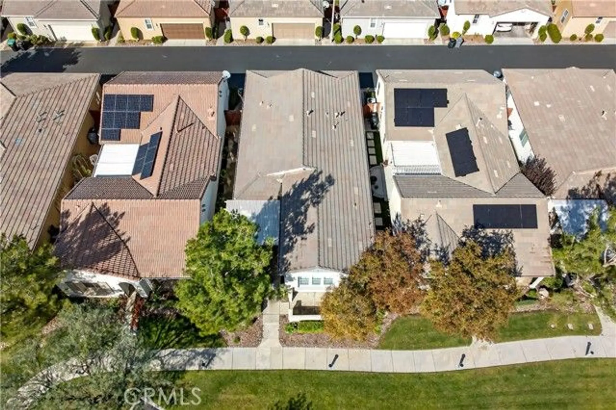 Property Slideshow image 9 of 61 | 215 firestone ln, Hemet, CA, 92545