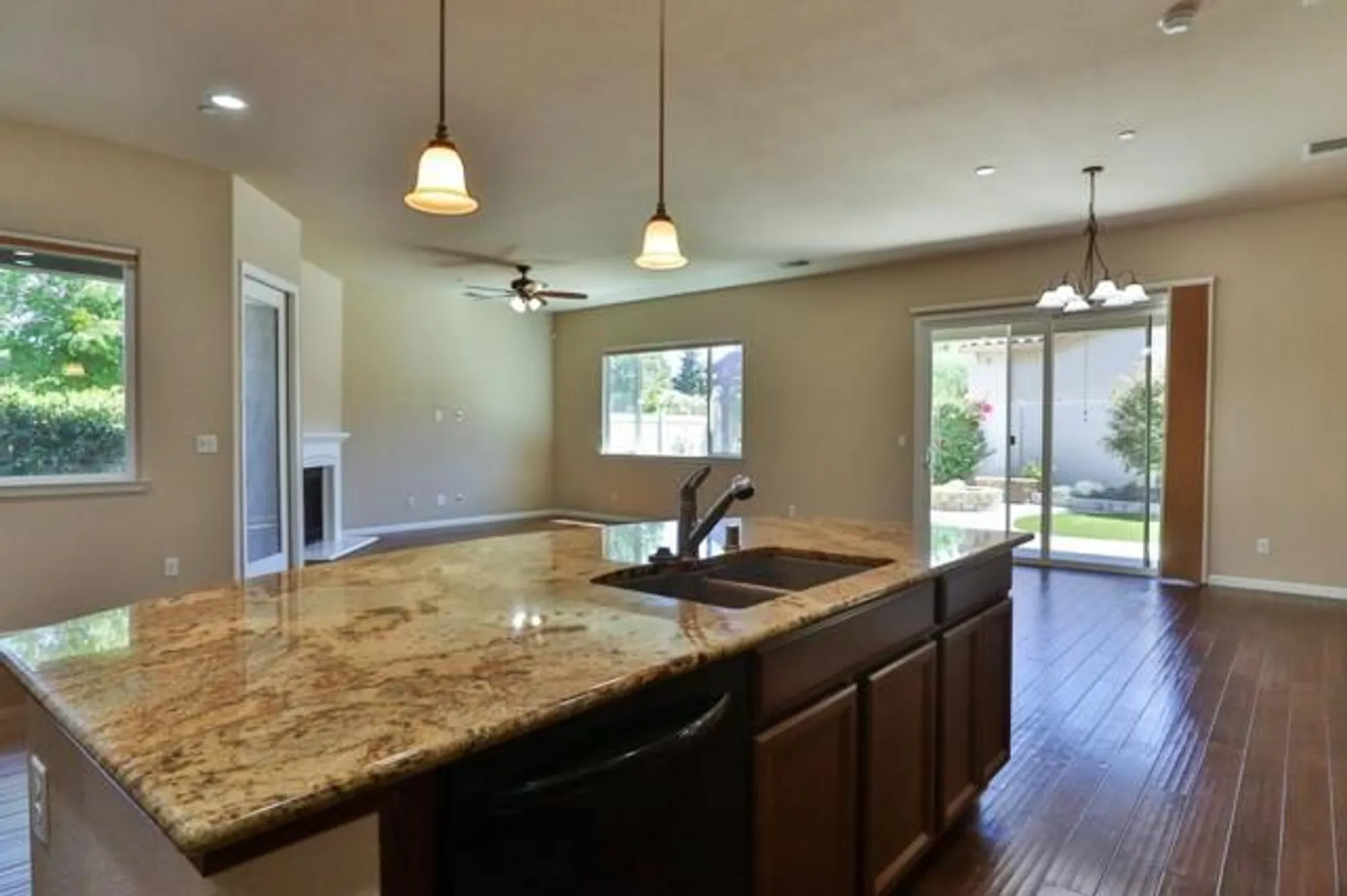 Property Slideshow image 33 of 107 | 2690 steeple run ln, Manteca, CA, 95336