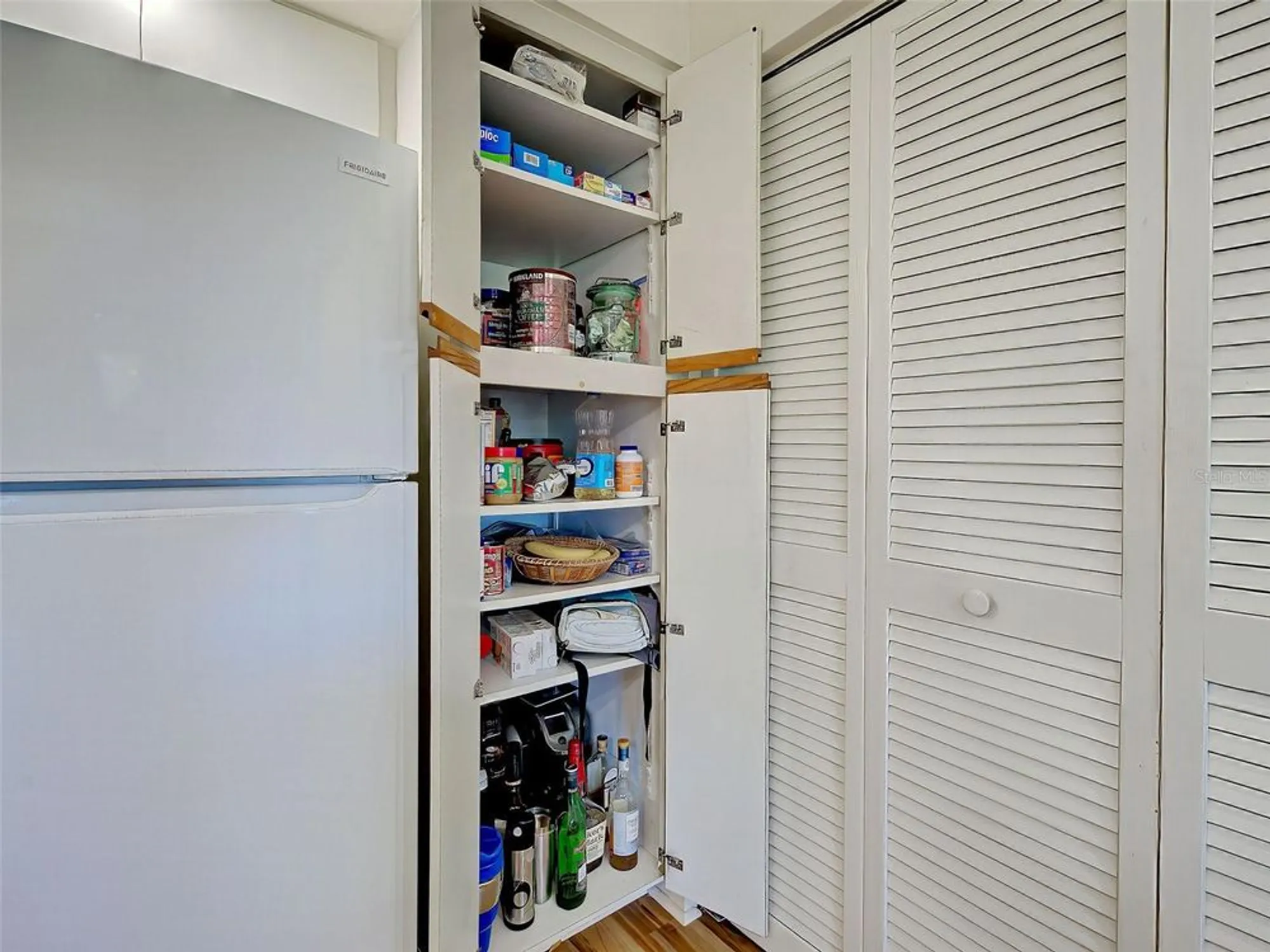 Property Slideshow image 23 of 74 | 220 southampton dr 325, Venice, FL, 34293