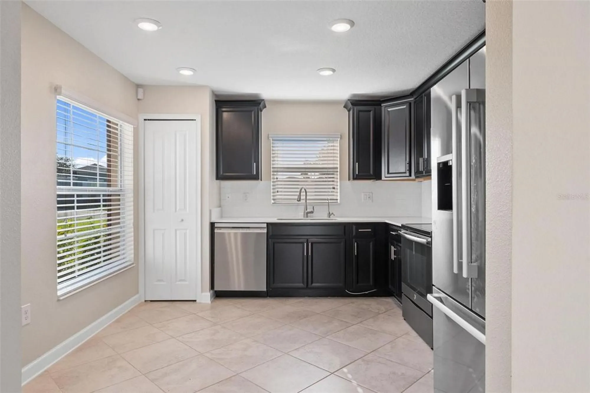 Property Slideshow image 11 of 29 | 3348 raleigh dr, Winter Haven, FL, 33884
