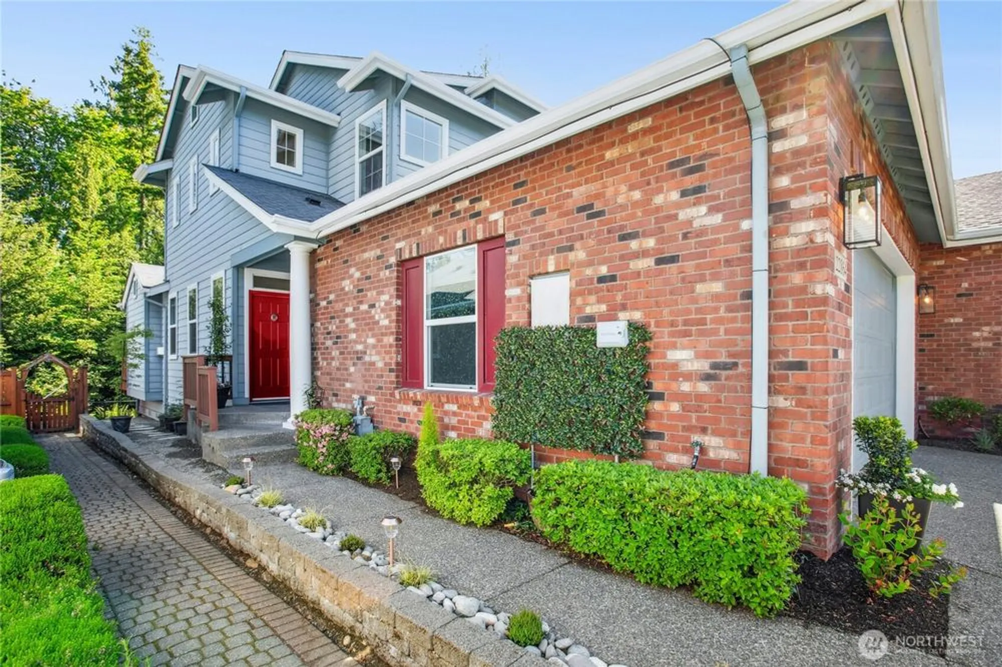 Property Slideshow image 22 of 25 | 22864 ne 130th st, Redmond, WA, 98053