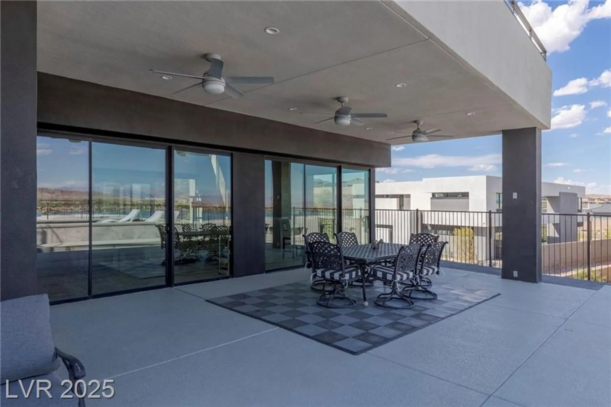Property Slideshow image 53 of 85 | 53 falling ridge ln, Henderson, NV, 89011