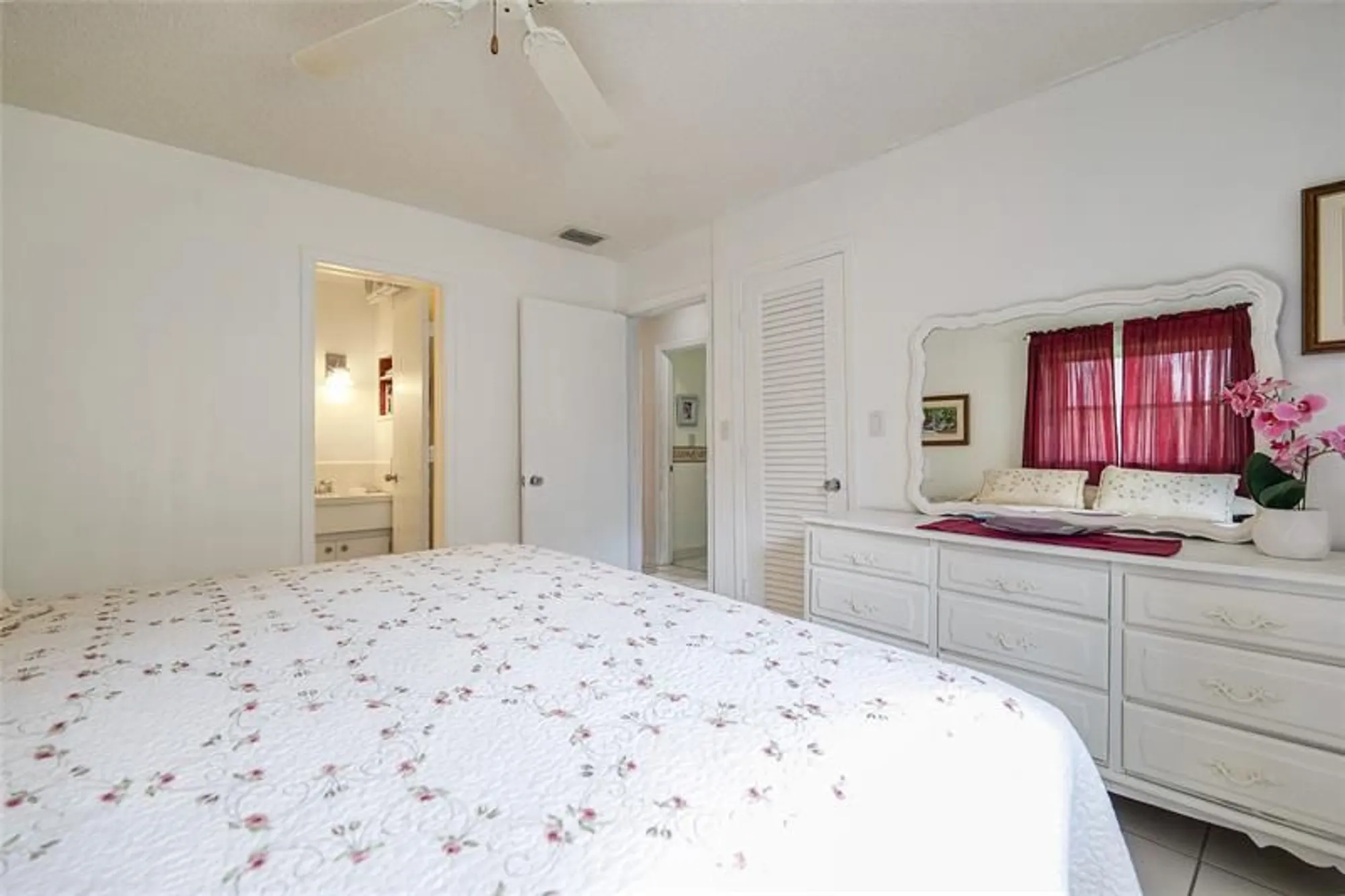 Property Slideshow image 29 of 55 | 4510 nw 45th ct, Tamarac, FL, 33319