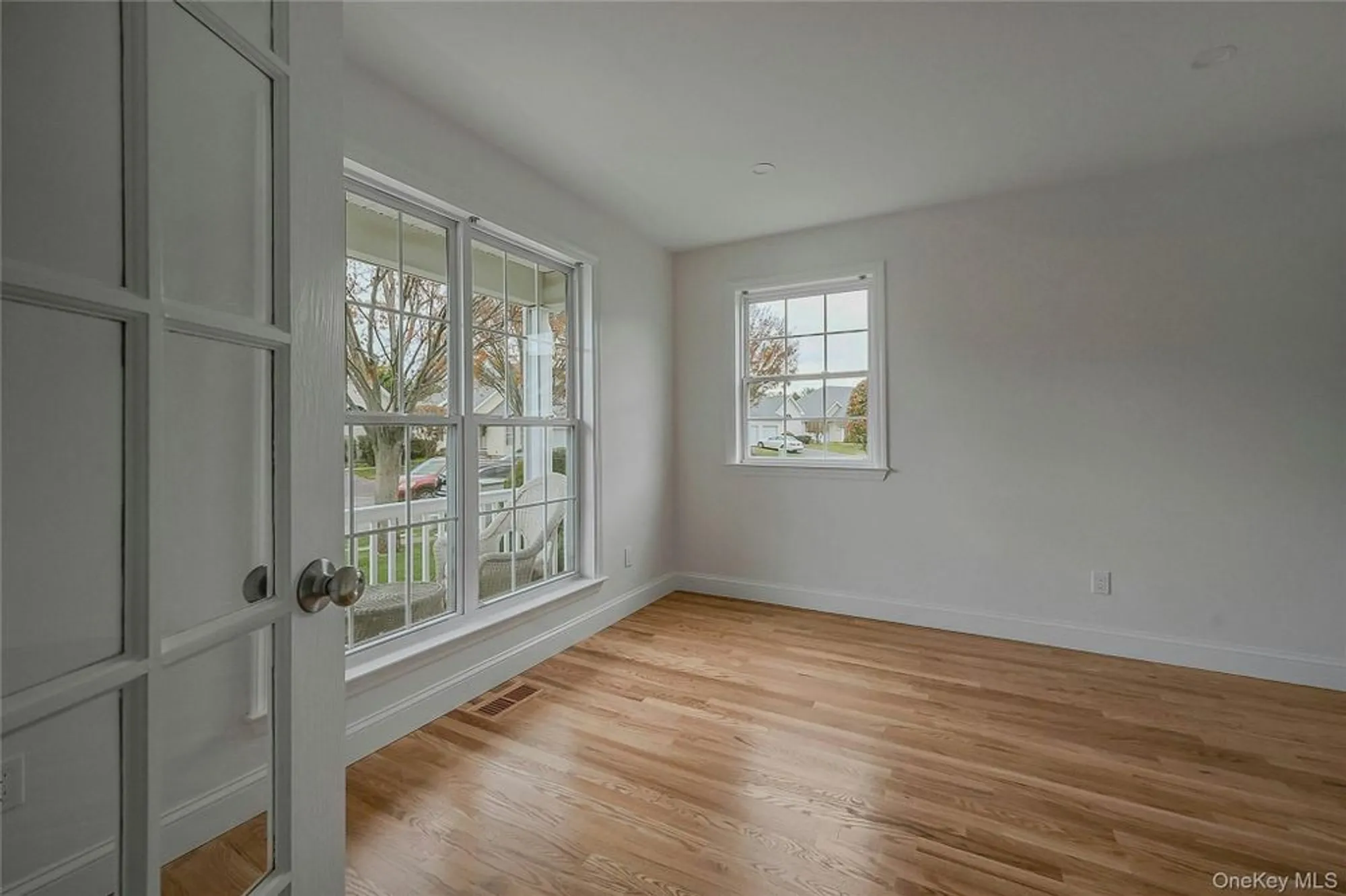 Property Slideshow image 29 of 47 | 98 scenic lake dr, Riverhead, NY, 11901