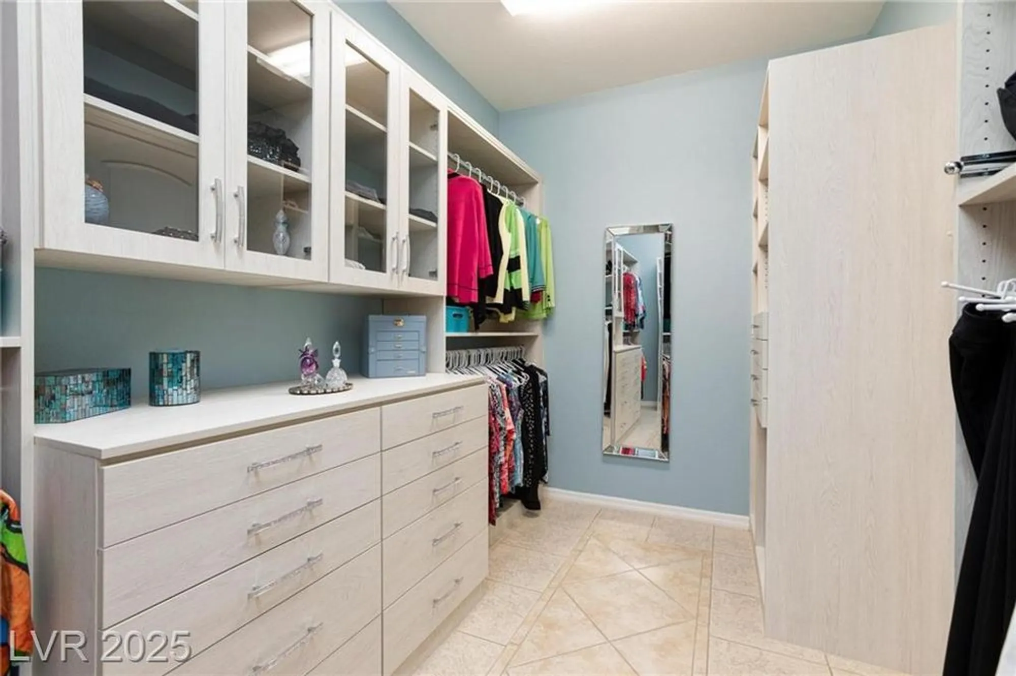 Property Slideshow image 26 of 43 | 2120 twin falls dr, Henderson, NV, 89044
