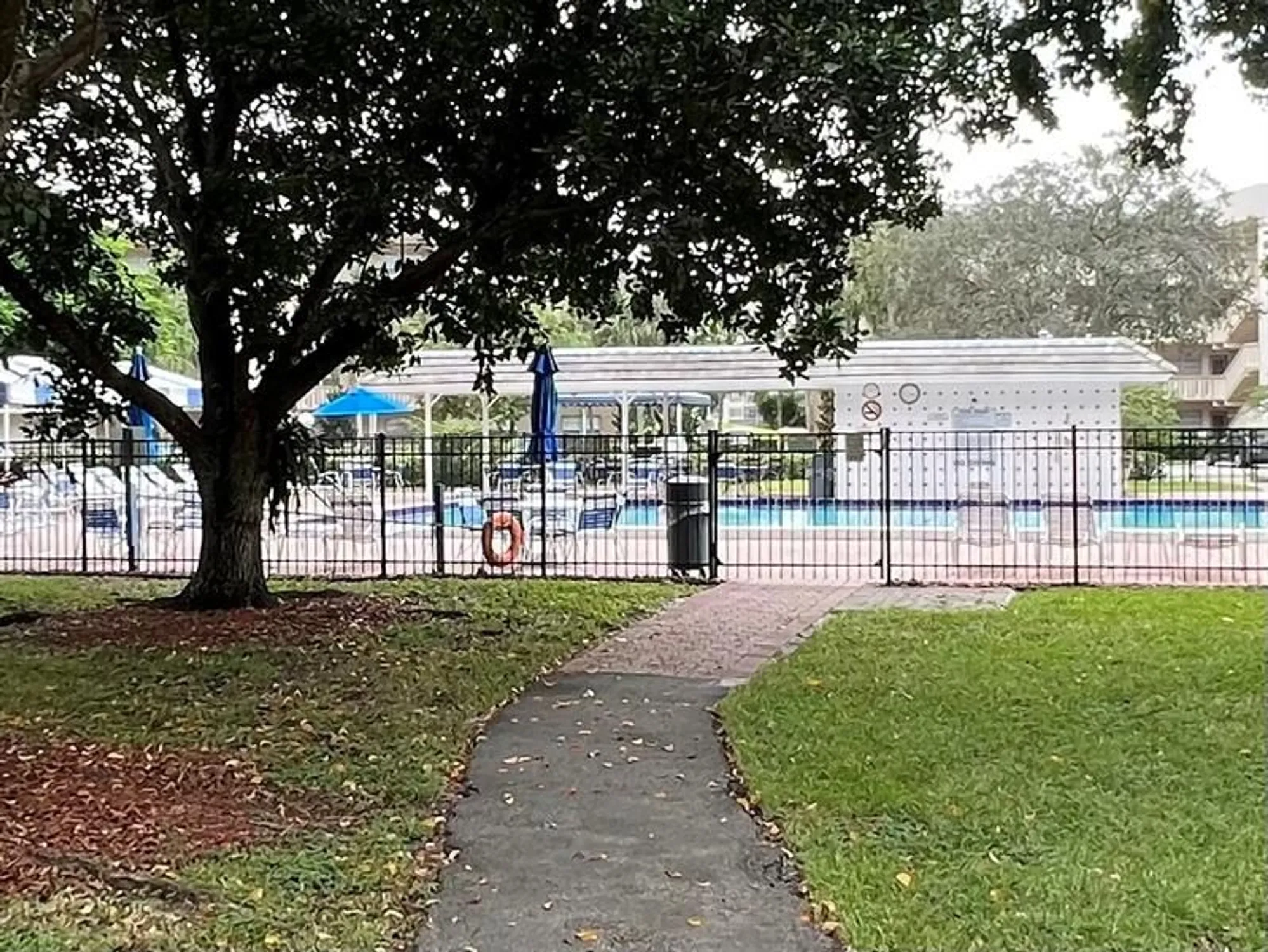 Property Slideshow image 22 of 40 | 3002 portofino isle e3, Coconut Creek, FL, 33066