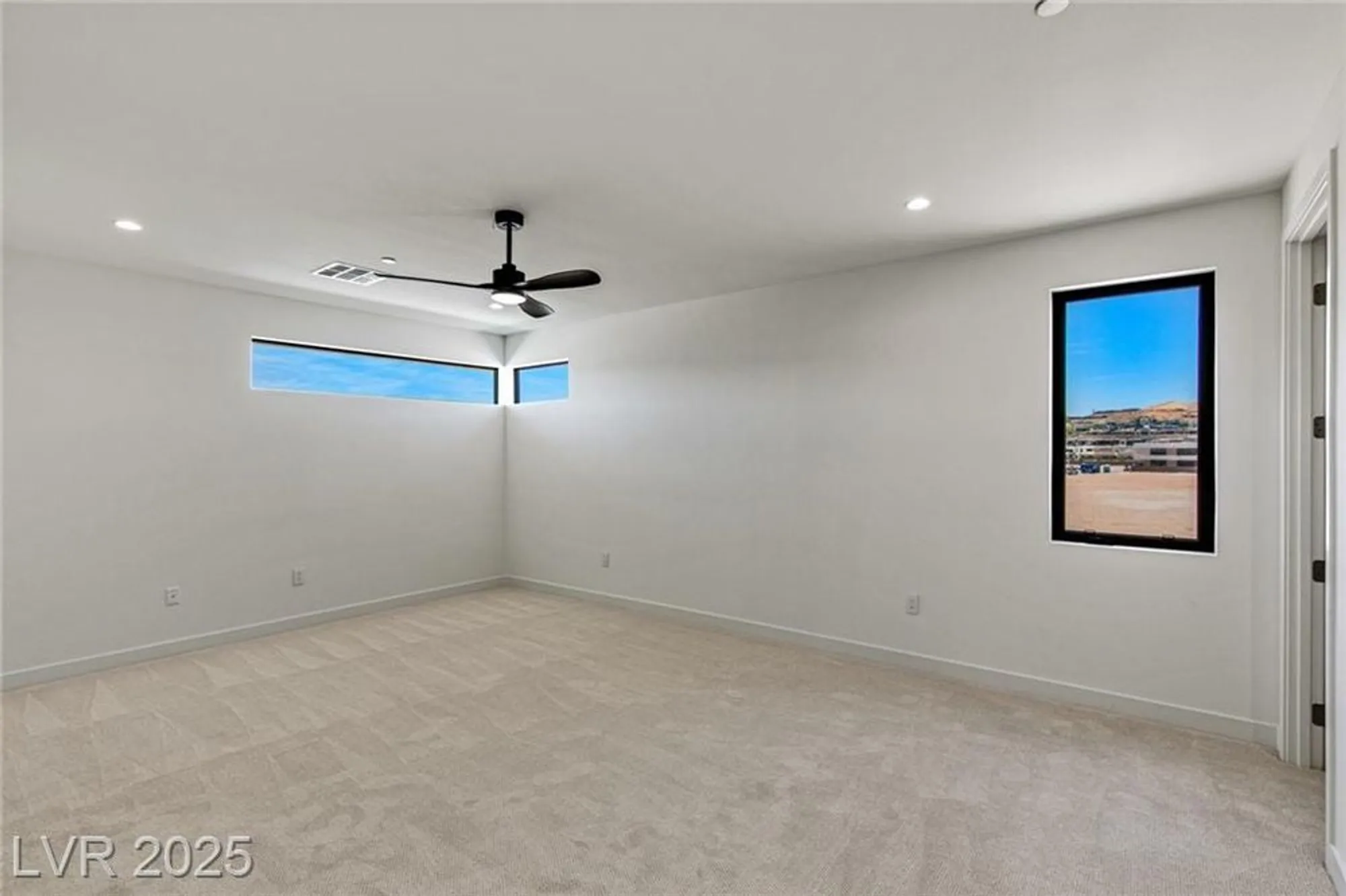Property Slideshow image 43 of 62 | 1548 pleasant bay ct, Henderson, NV, 89011