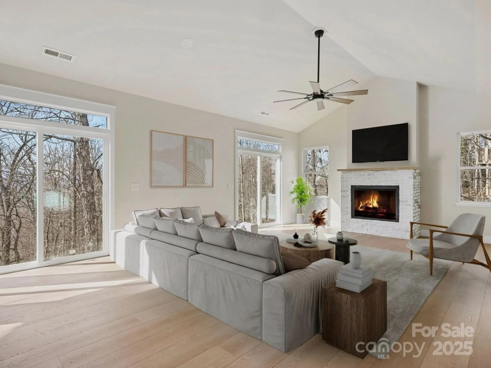 Property Slideshow image 9 of 21 | 296 carriage summitt way, Hendersonville, NC, 28791