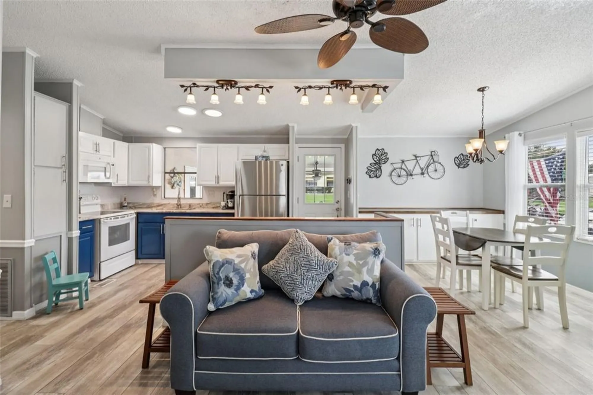 Property Slideshow image 8 of 27 | 1001 matthew ave, The Villages, FL, 32159