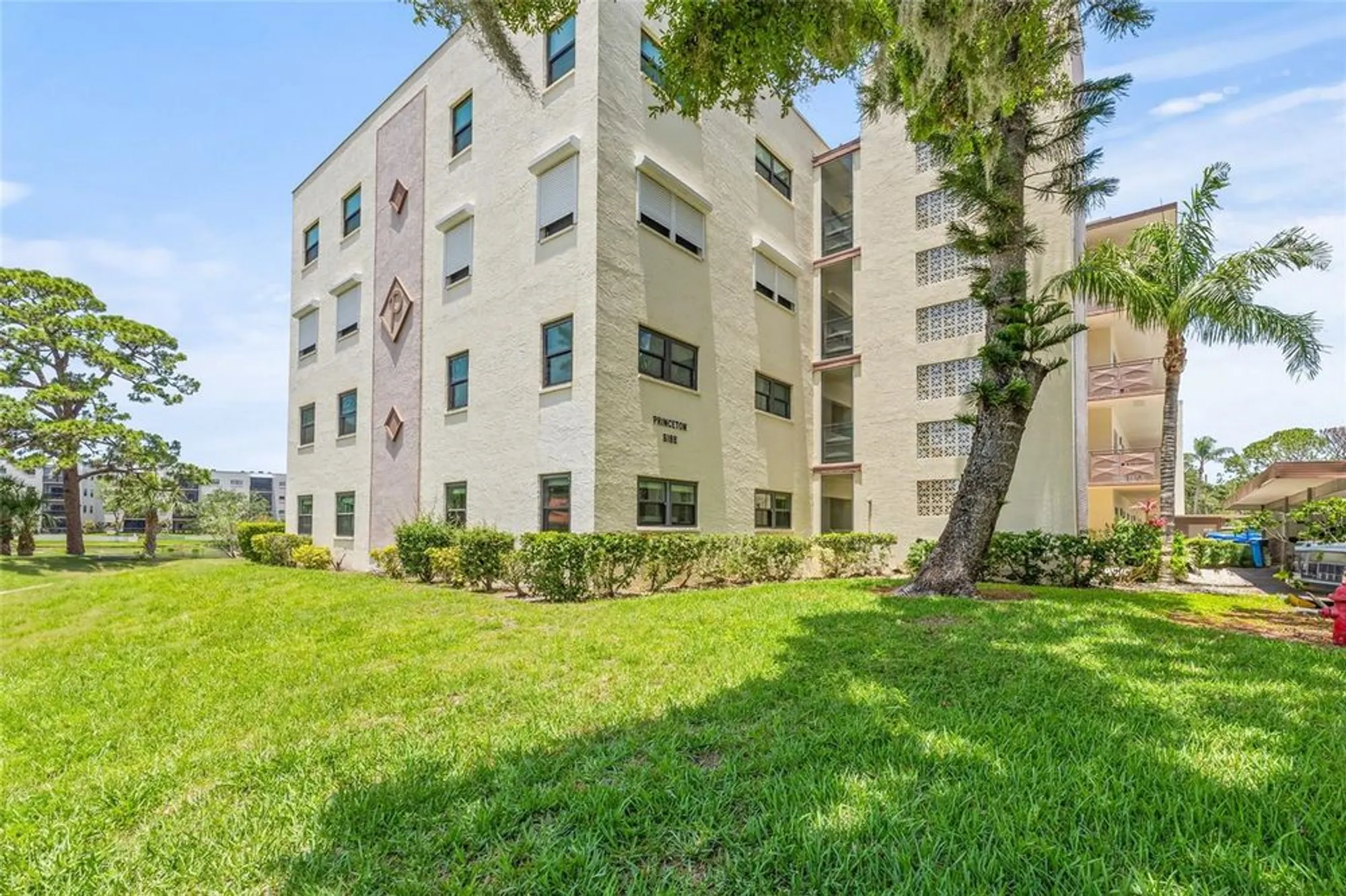 Property Slideshow image 29 of 37 | 6188 80th st n unit 101, Saint Petersburg, FL, 33709