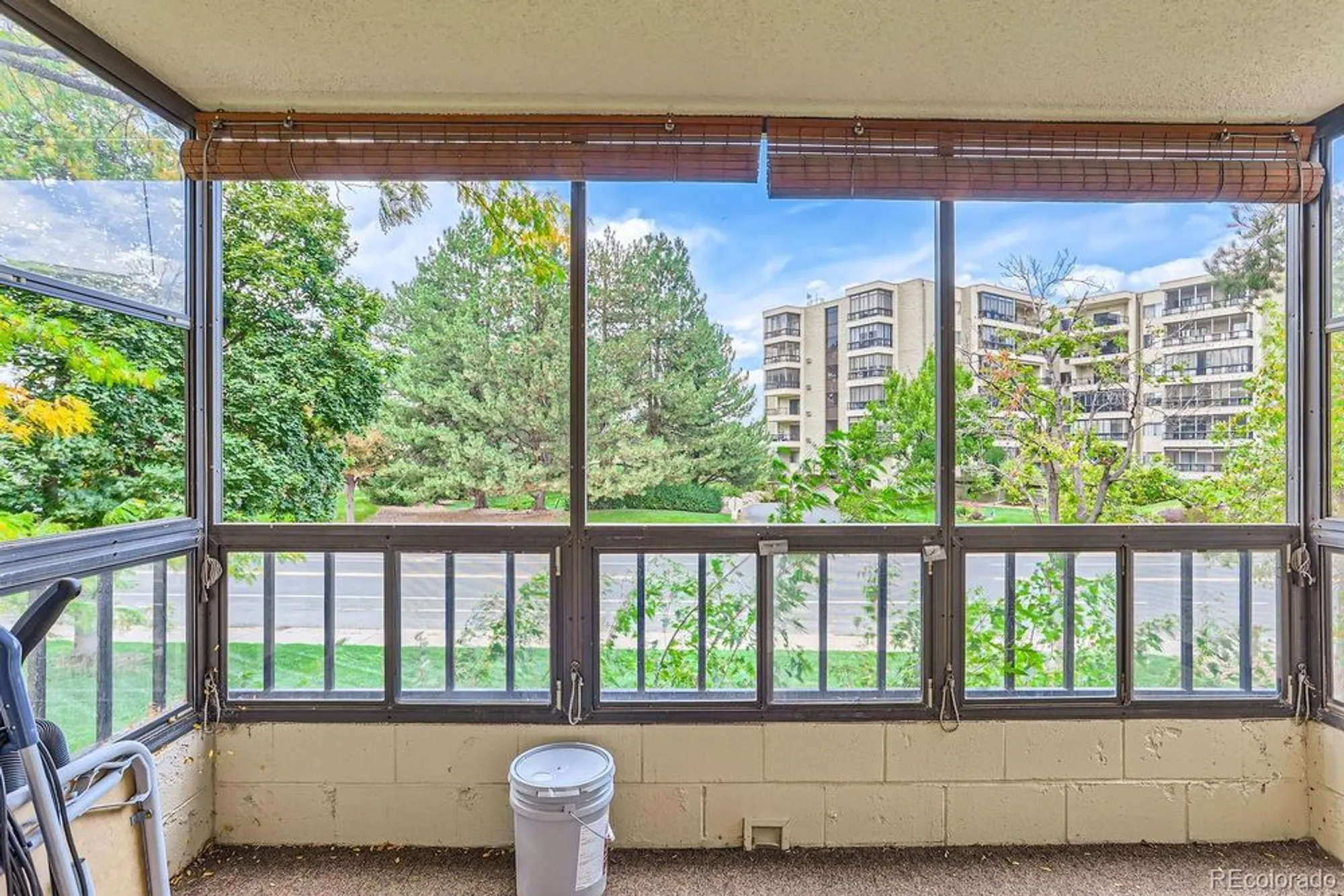 Property Slideshow image 13 of 14 | 13890 e marina dr 111, Aurora, CO, 80014