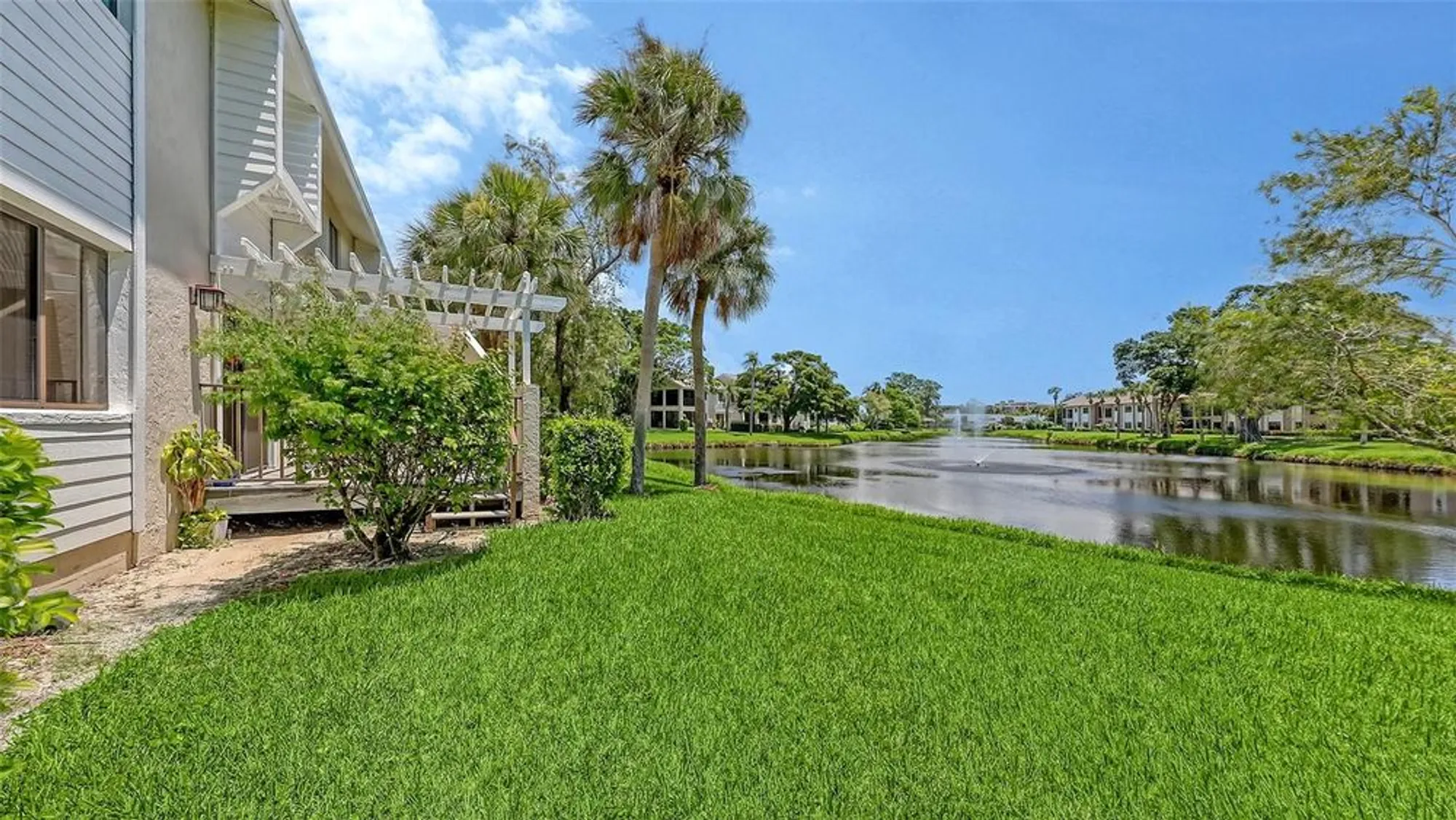 Property Slideshow image 30 of 39 | 5223 heron way # 104, Sarasota, FL, 34231