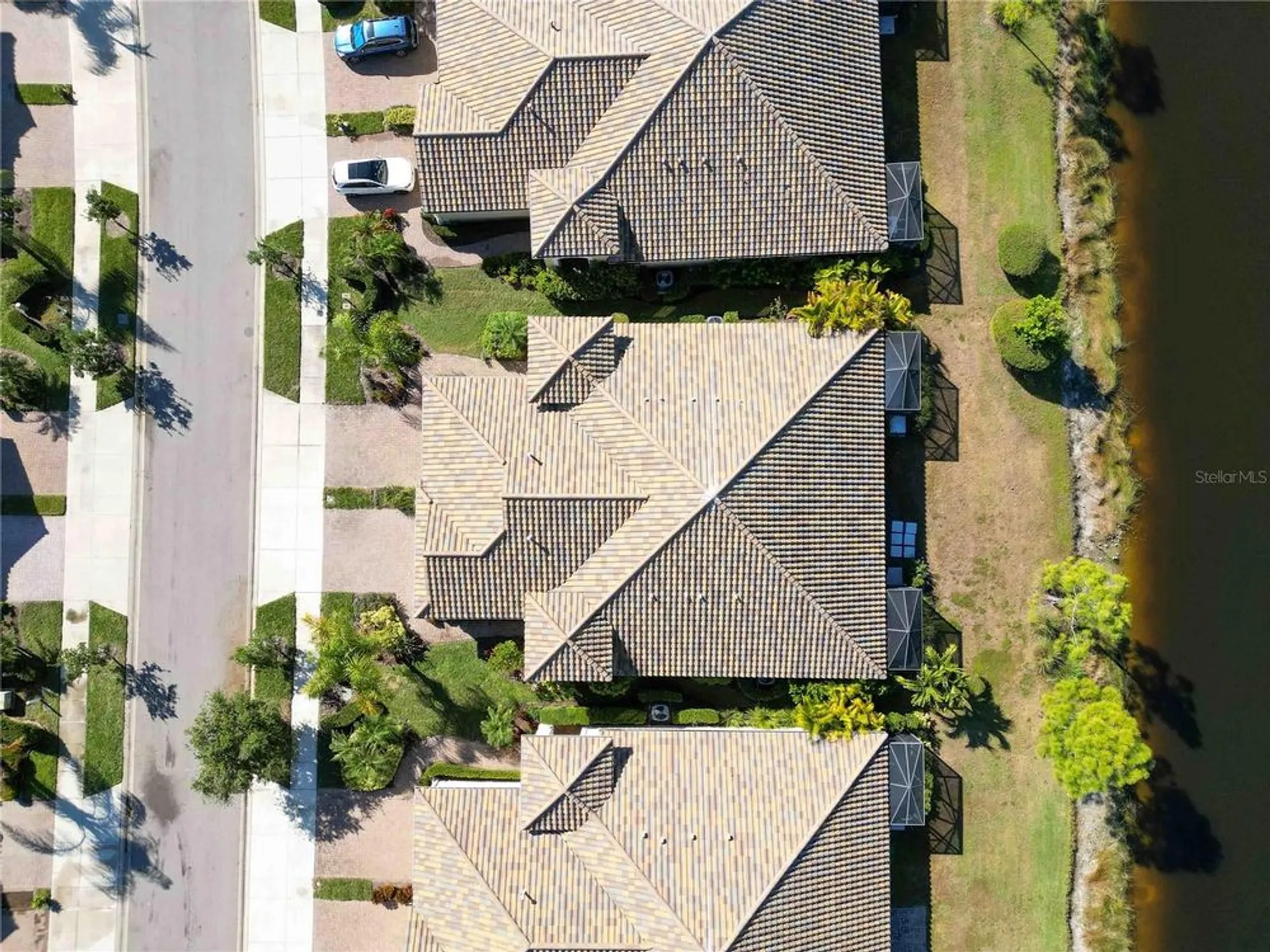 Property Slideshow image 56 of 70 | 21625 avon park ct, Venice, FL, 34293