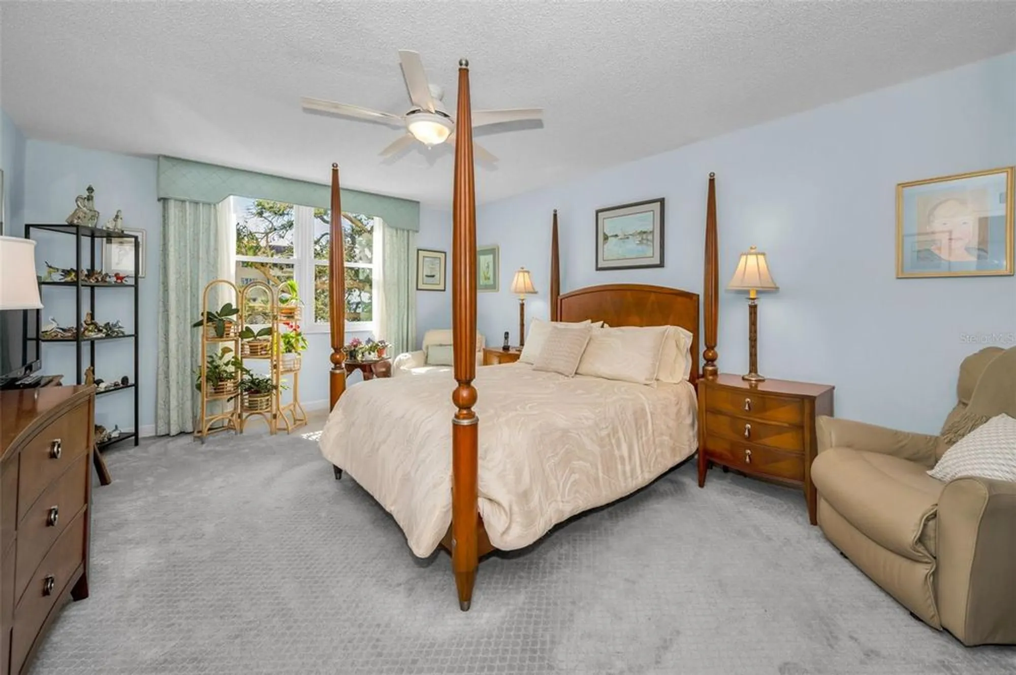 Property Slideshow image 24 of 42 | 632 edgewater dr 433, Dunedin, FL, 34698