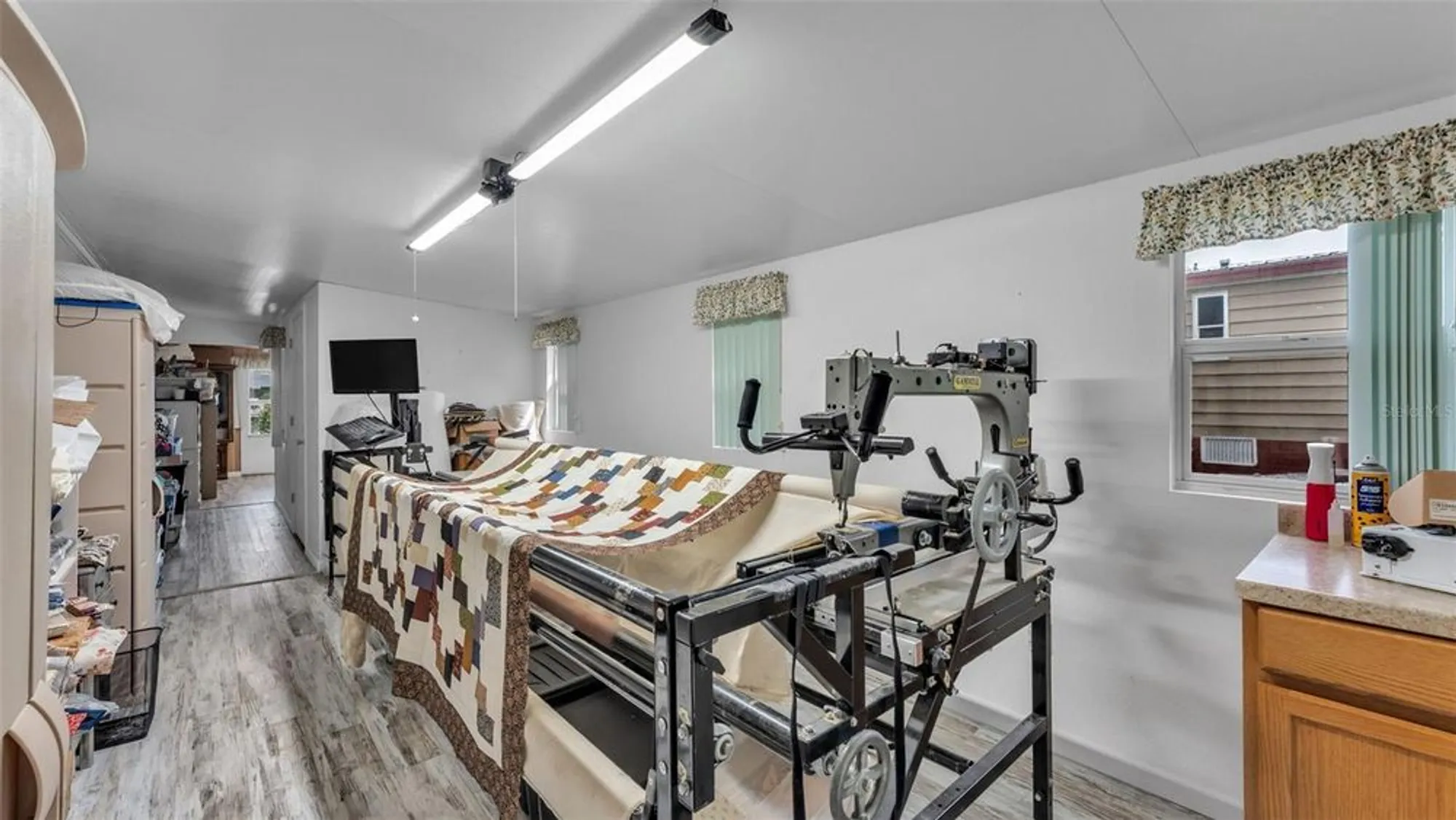 Property Slideshow image 35 of 52 | 1620 foxway dr, Lakeland, FL, 33810