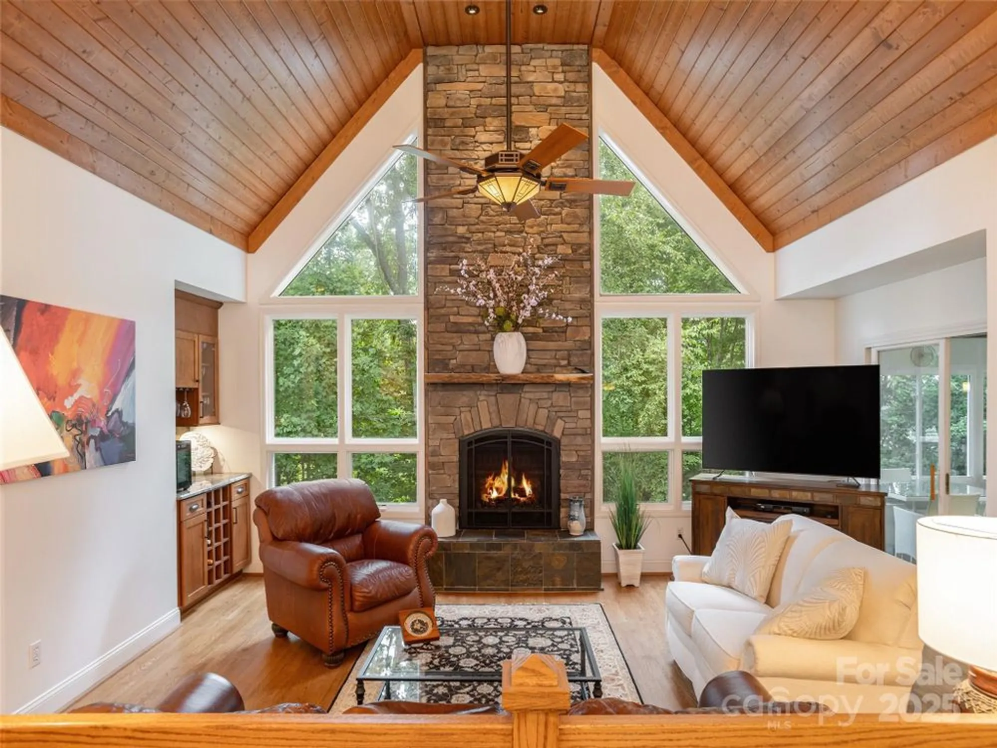 Property Slideshow image 11 of 48 | 210 black oak ln, Hendersonville, NC, 28791