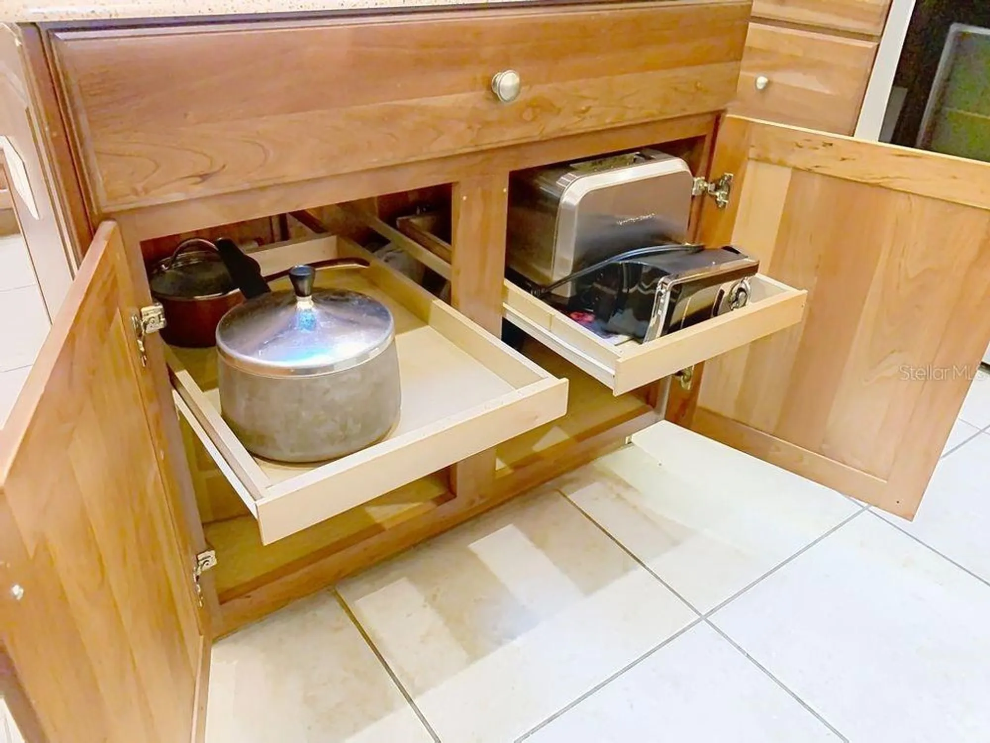 Property Slideshow image 23 of 63 | 639 villa park rd, Kissimmee, FL, 34759